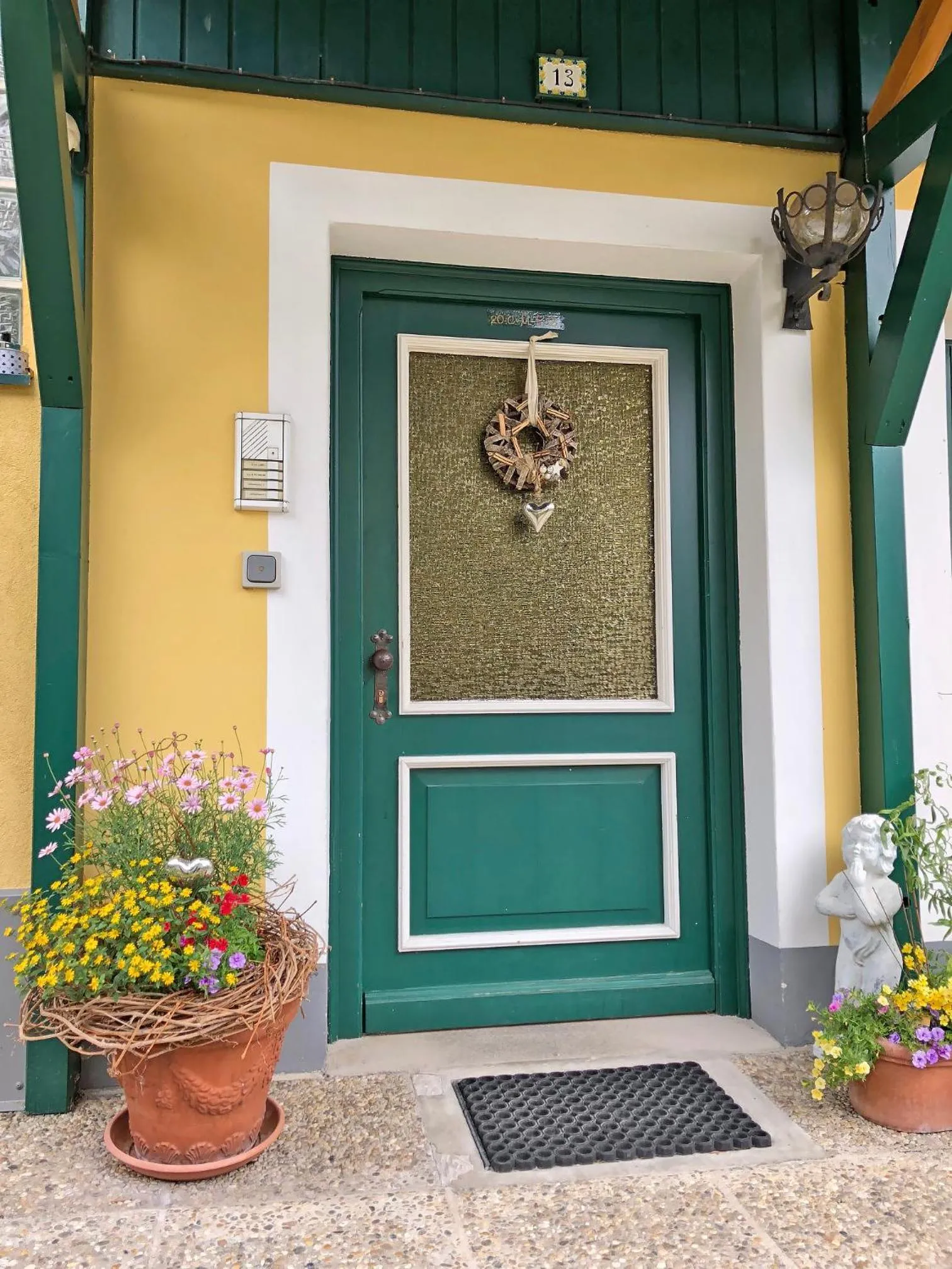 Facade/entrance in Appartements am Kurpark