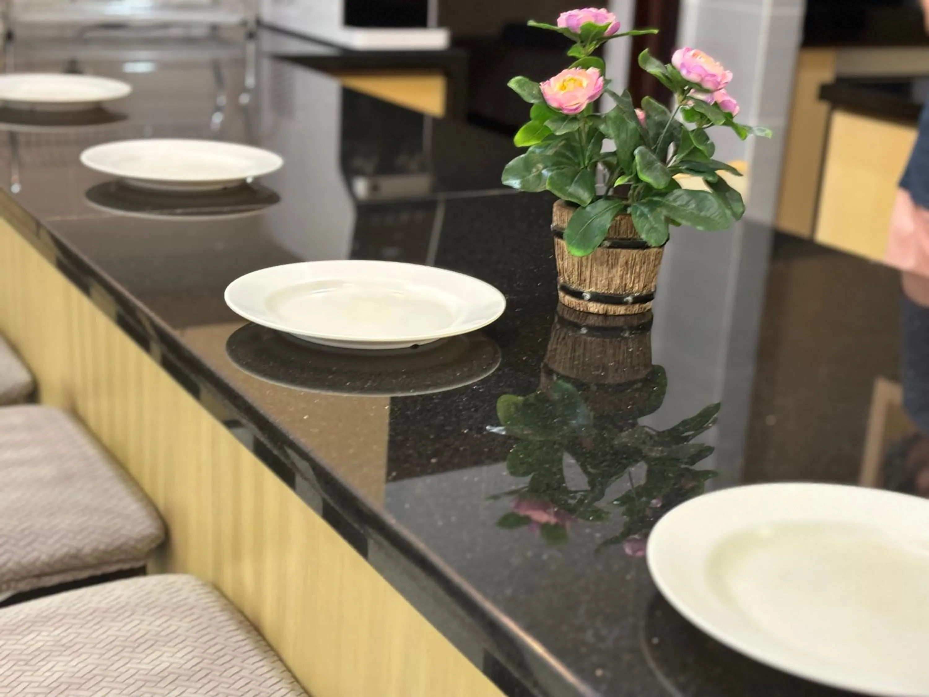 Imperial Suites Apartments