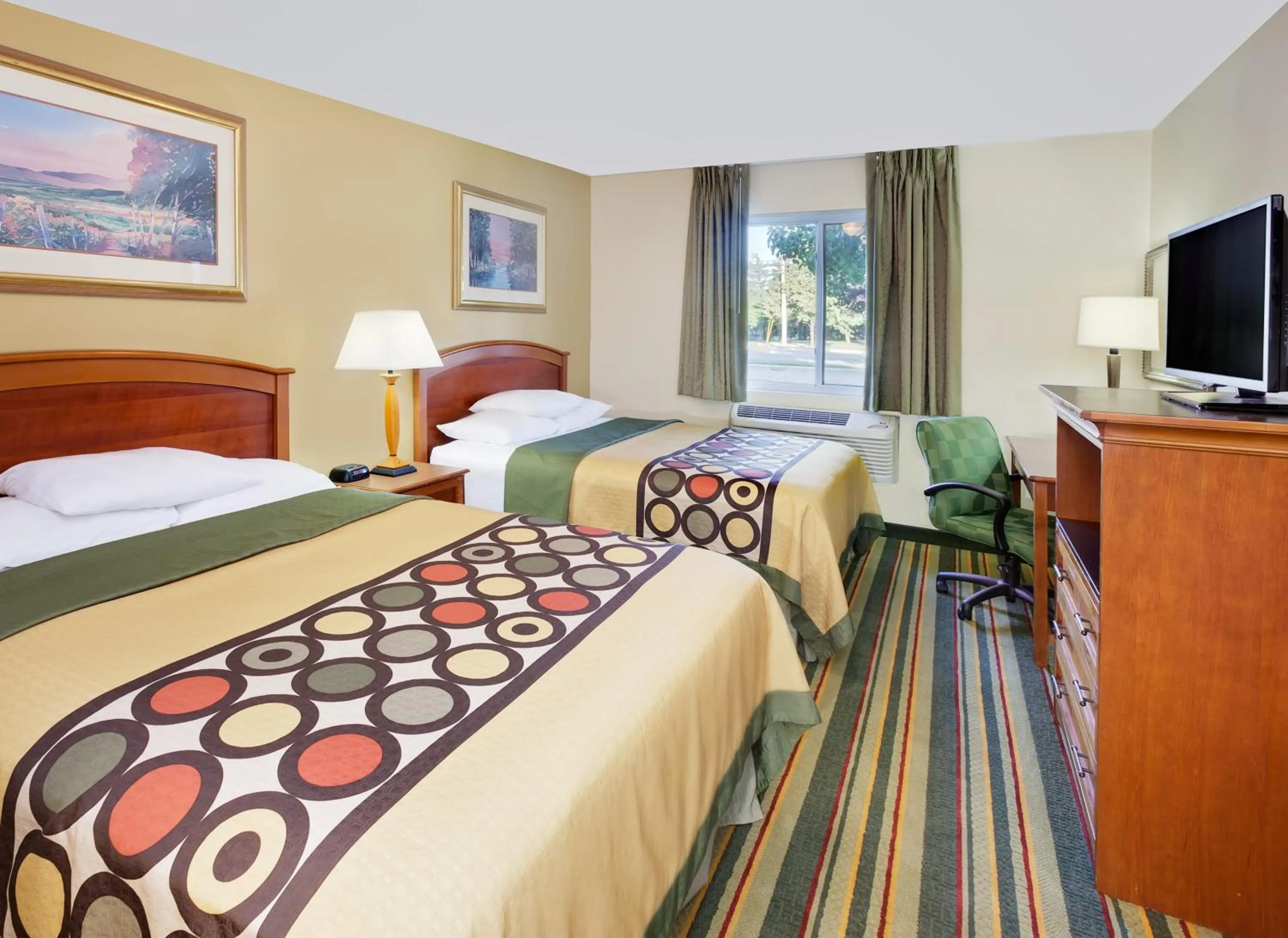 TV and multimedia, Bed in Super 8 by Wyndham Mt. Pleasant