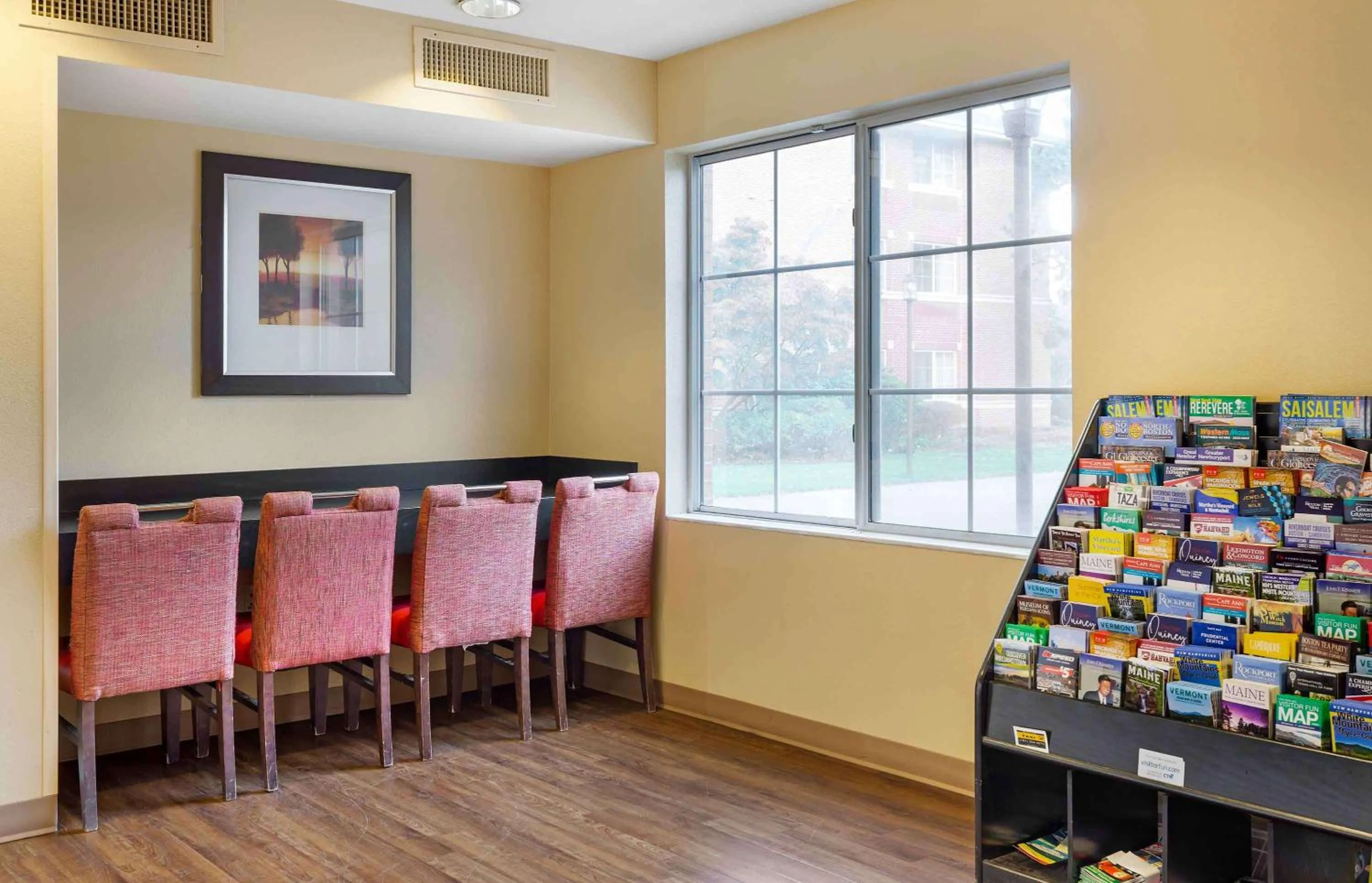 Restaurant/places to eat in Extended Stay America Suites - Boston - Waltham - 32 4th Ave