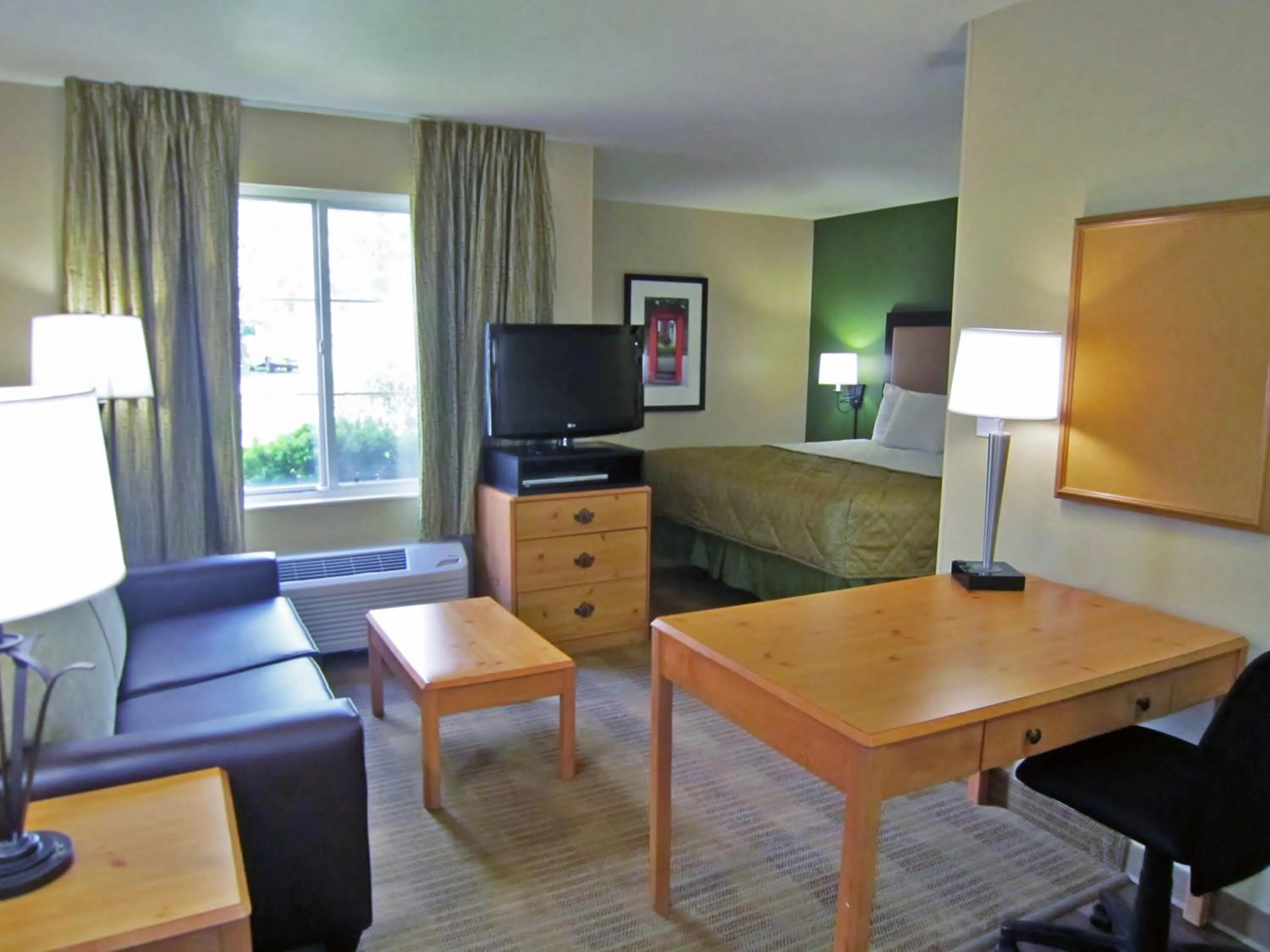 Photo of the whole room in Extended Stay America Suites - Boston - Waltham - 32 4th Ave