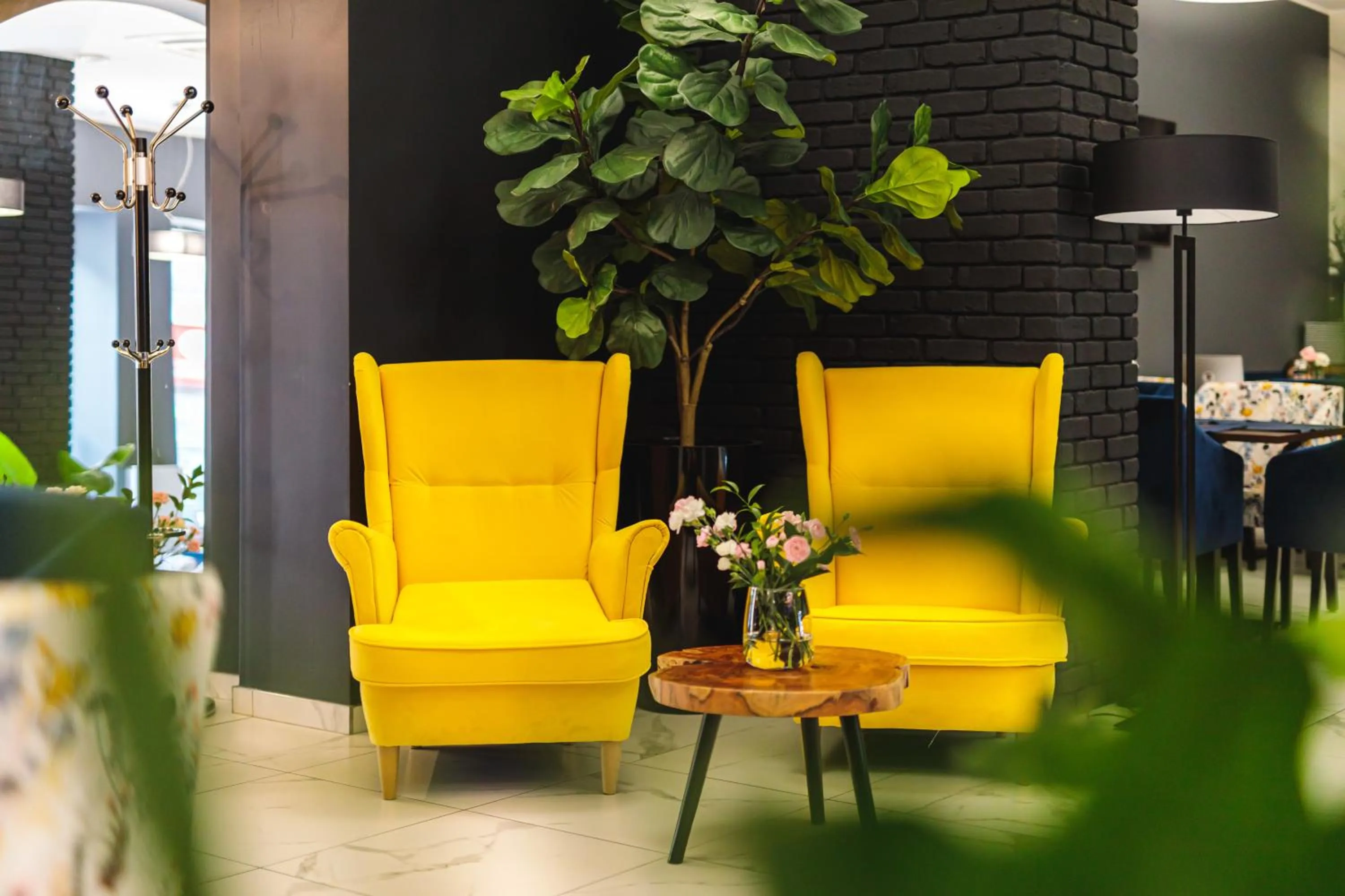 Lounge or bar in No1 Bed&Breakfast Restauracja ŚNIADANIE I PARKING W CENIE!