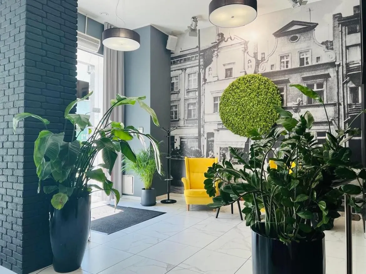 Restaurant/places to eat in No1 Bed&Breakfast Restauracja ŚNIADANIE I PARKING W CENIE!