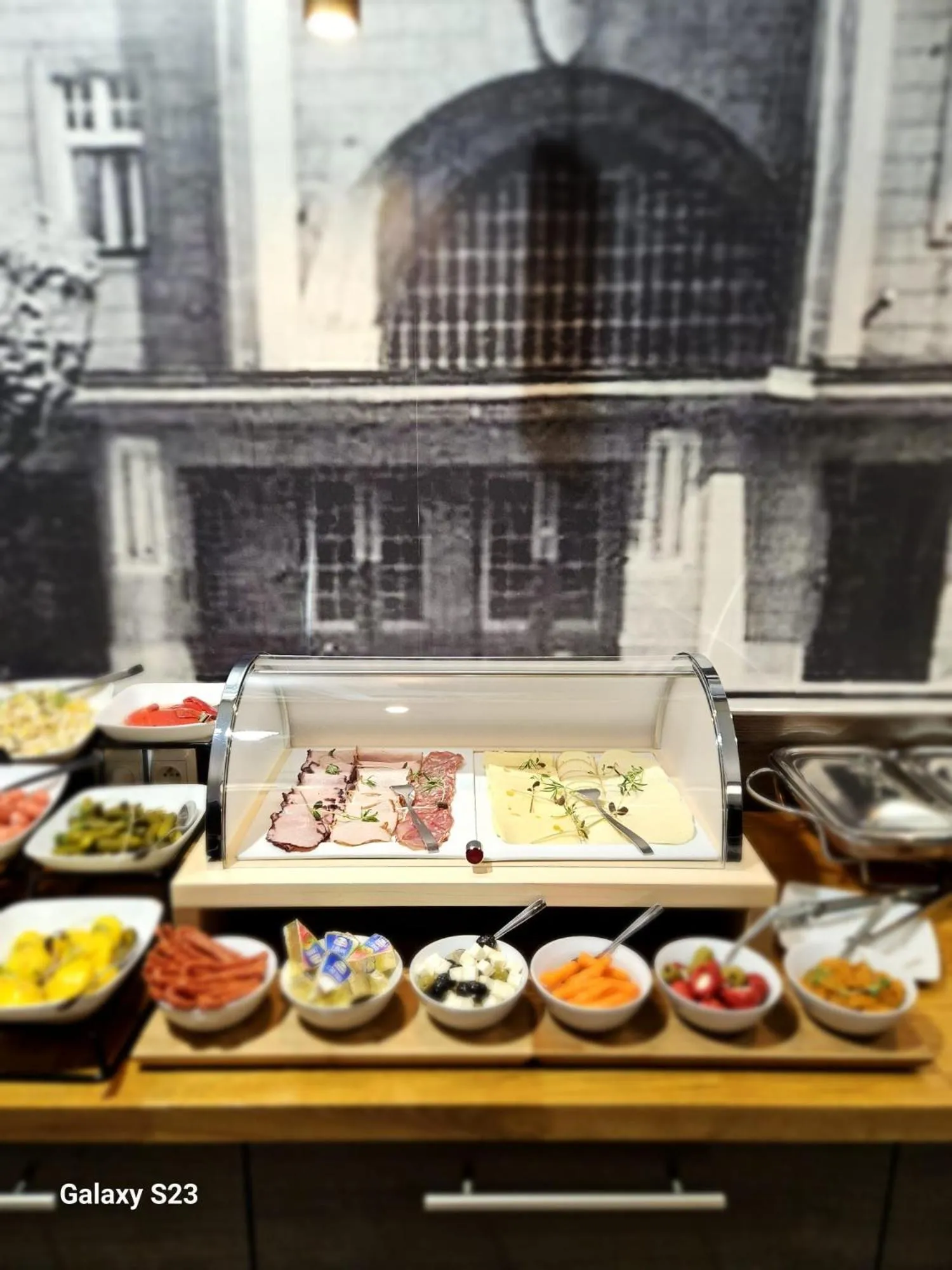 Restaurant/places to eat in No1 Bed&Breakfast Restauracja ŚNIADANIE I PARKING W CENIE!