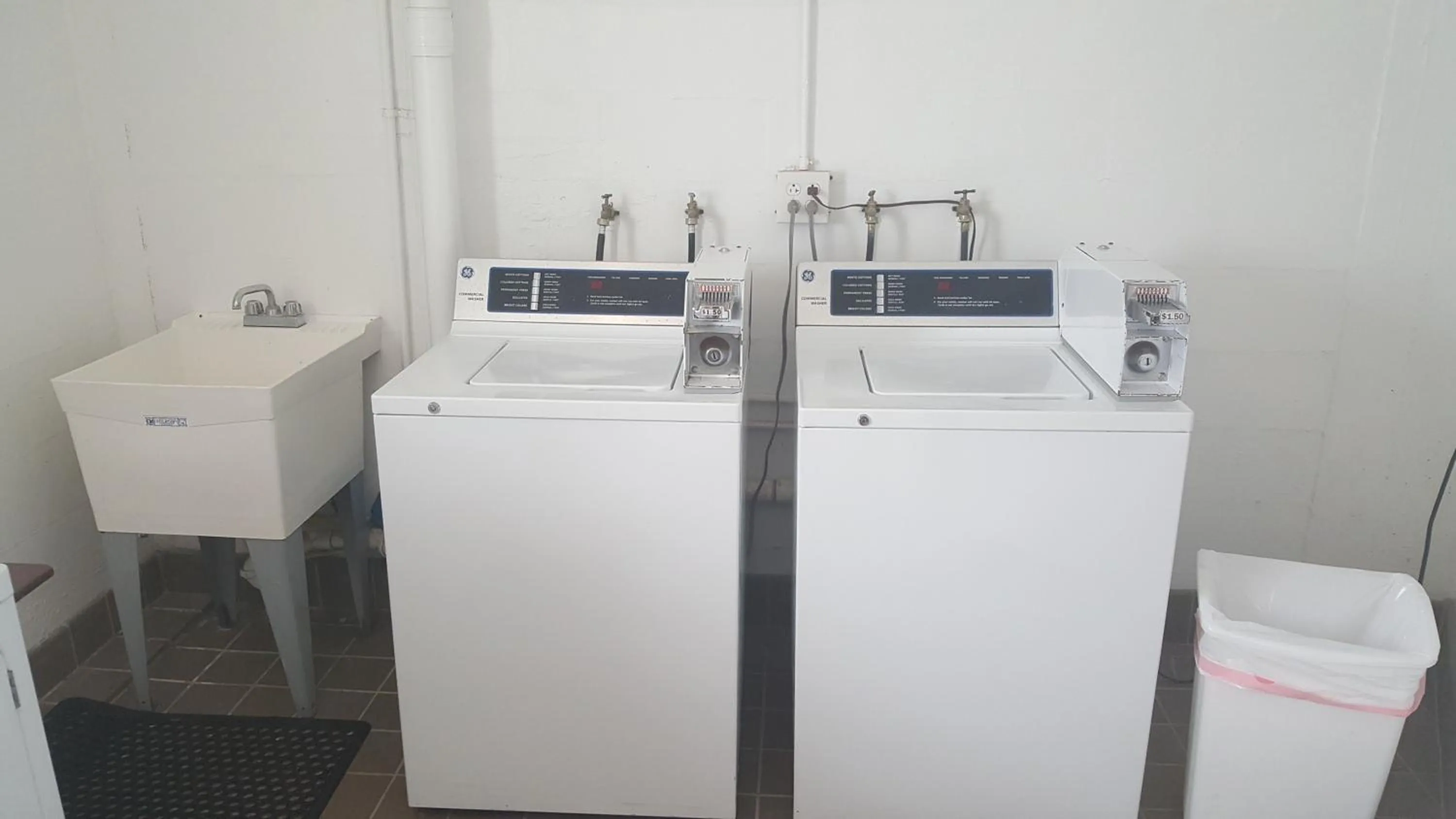 Area and facilities in Cove Motel Oceanfront