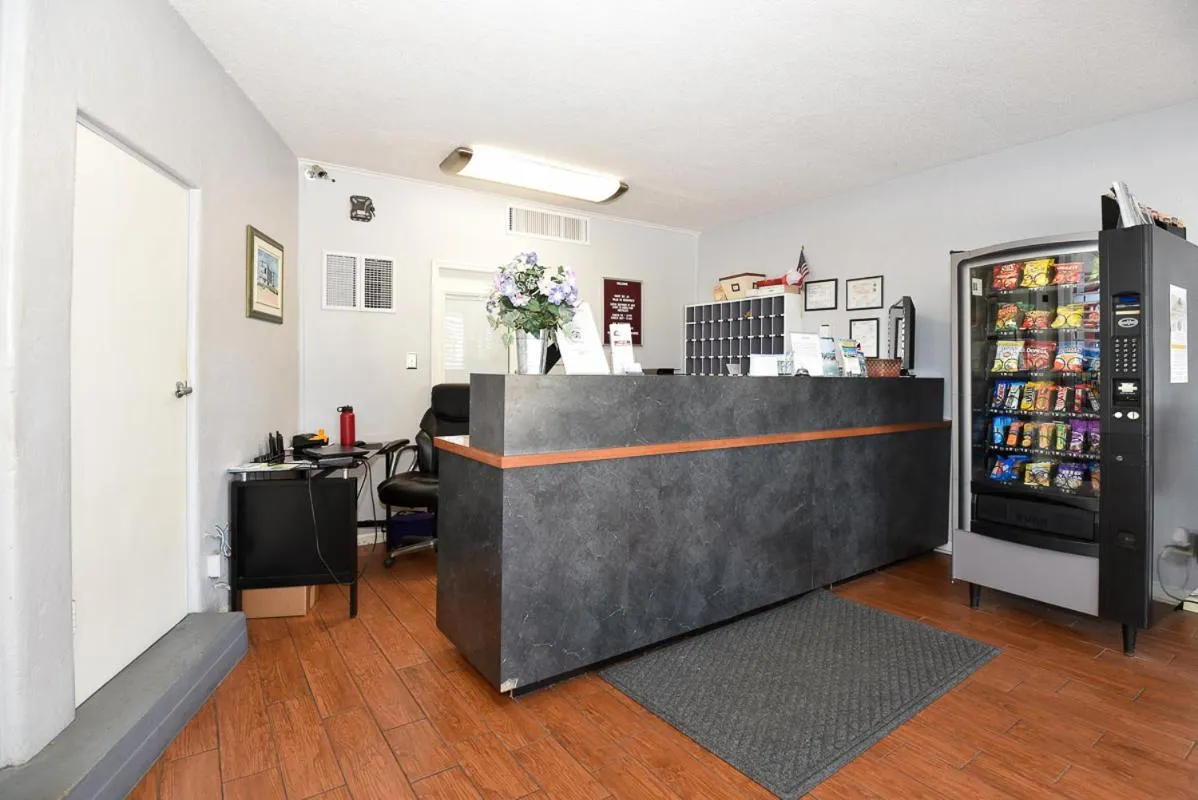 Cove Motel Oceanfront