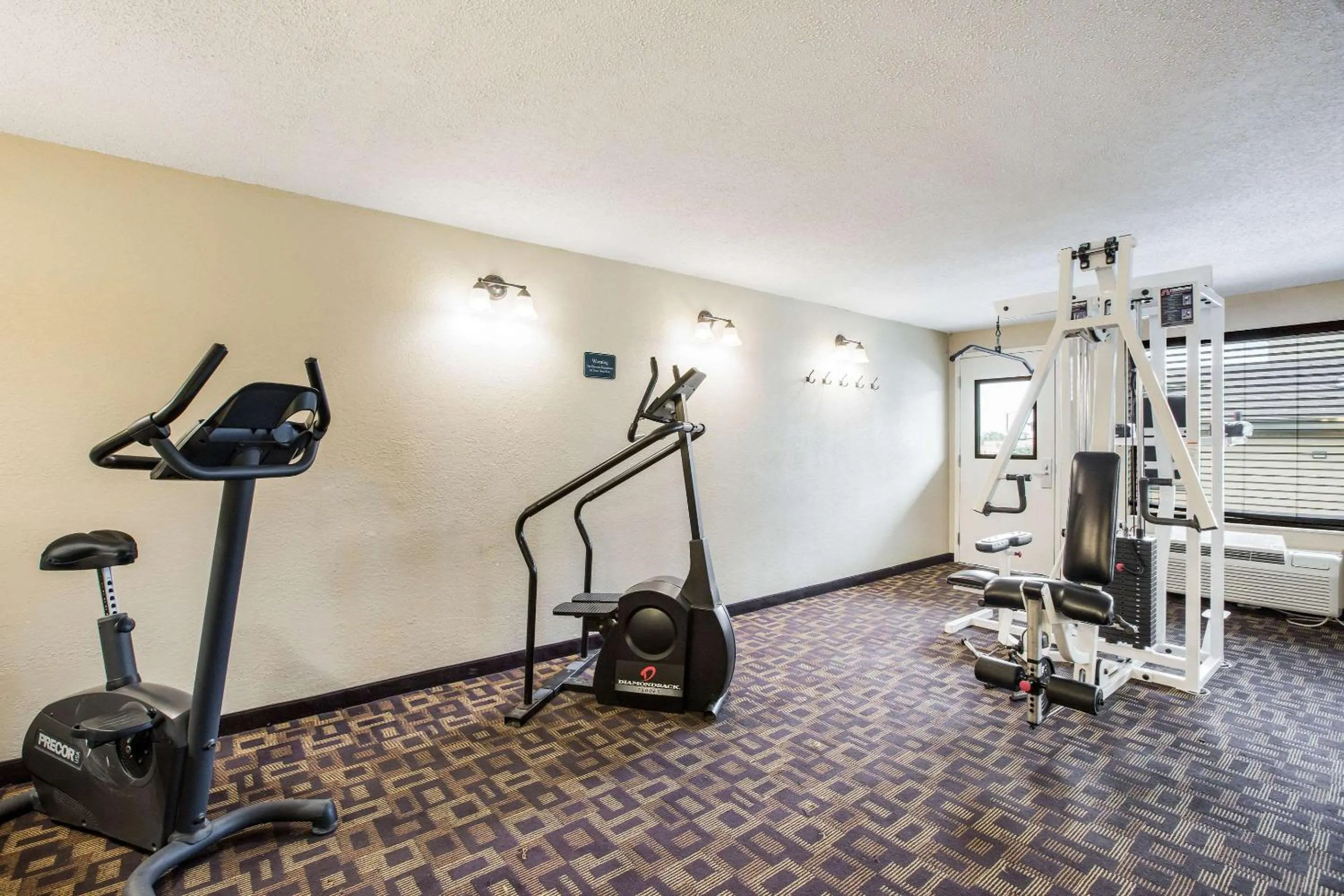 Fitness centre/facilities in Quality Inn & Suites Lawrence - University Area