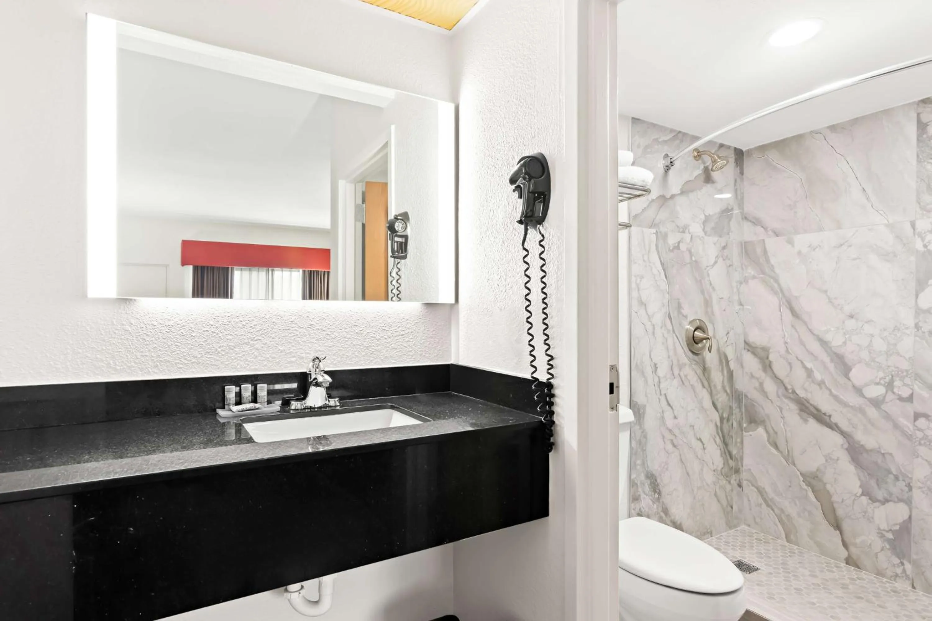 Spa and wellness centre/facilities in Best Western Lake Okeechobee