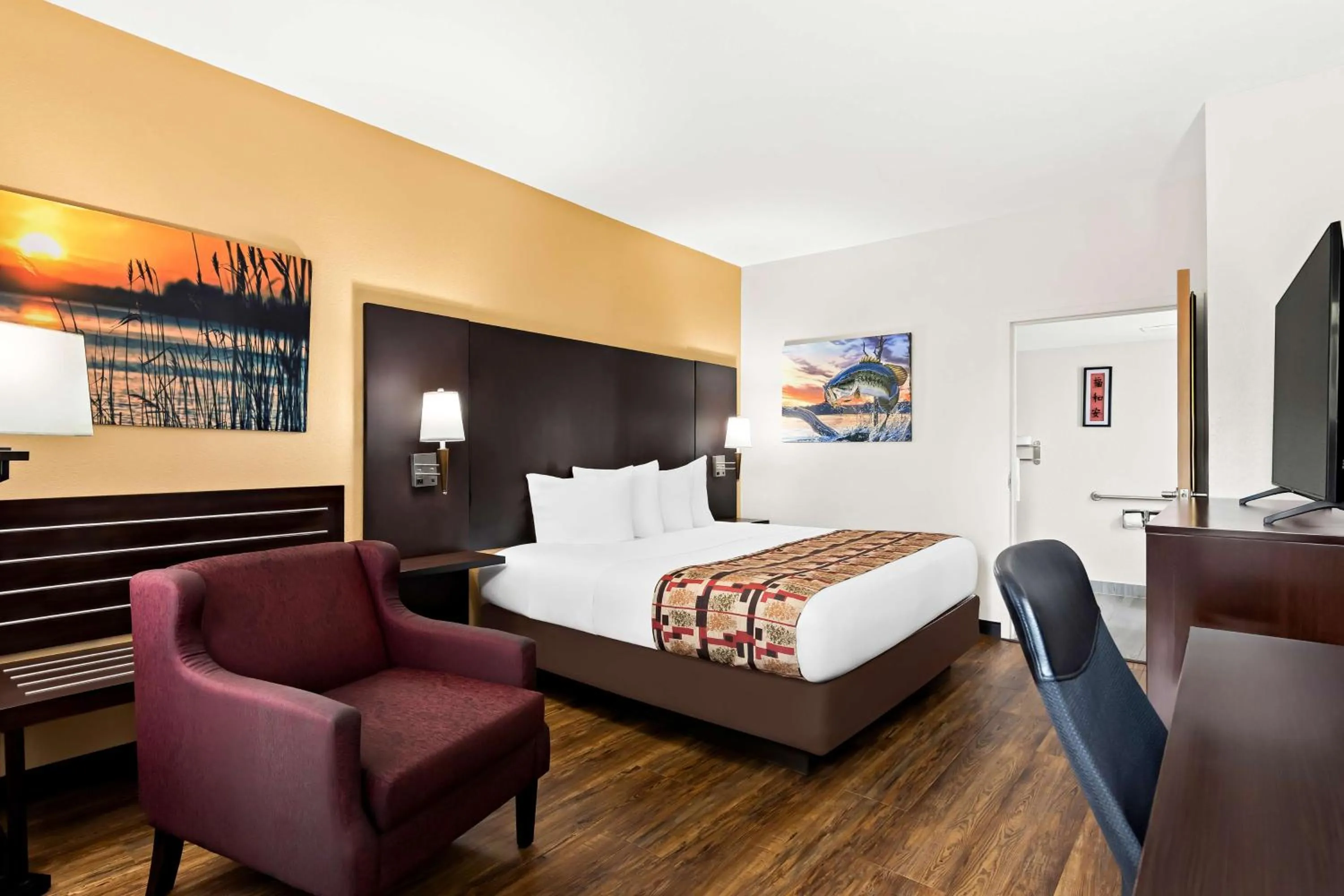 Bedroom, Bed in Best Western Lake Okeechobee