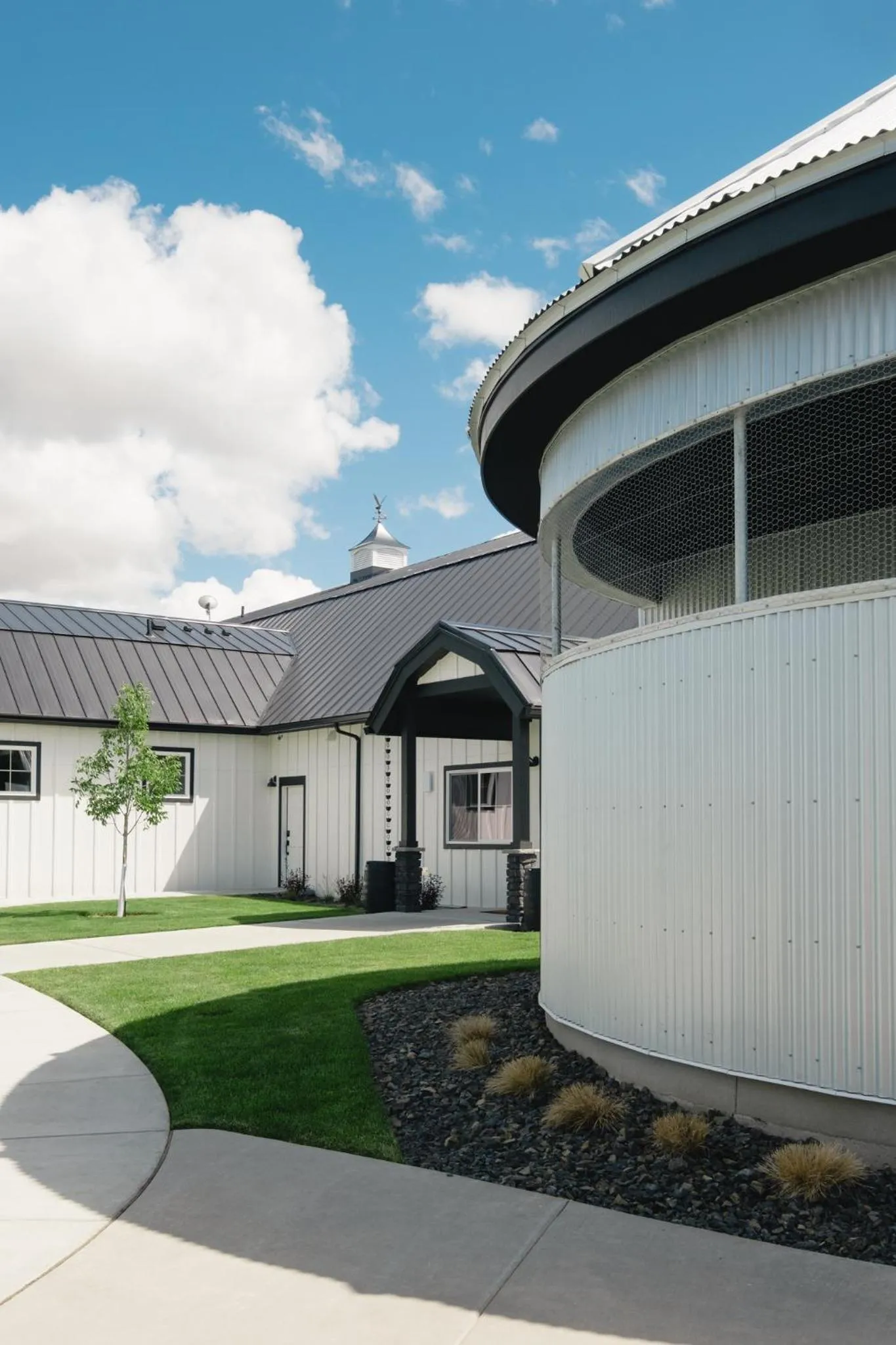 Facade/entrance in The Barn B&B Walla Walla