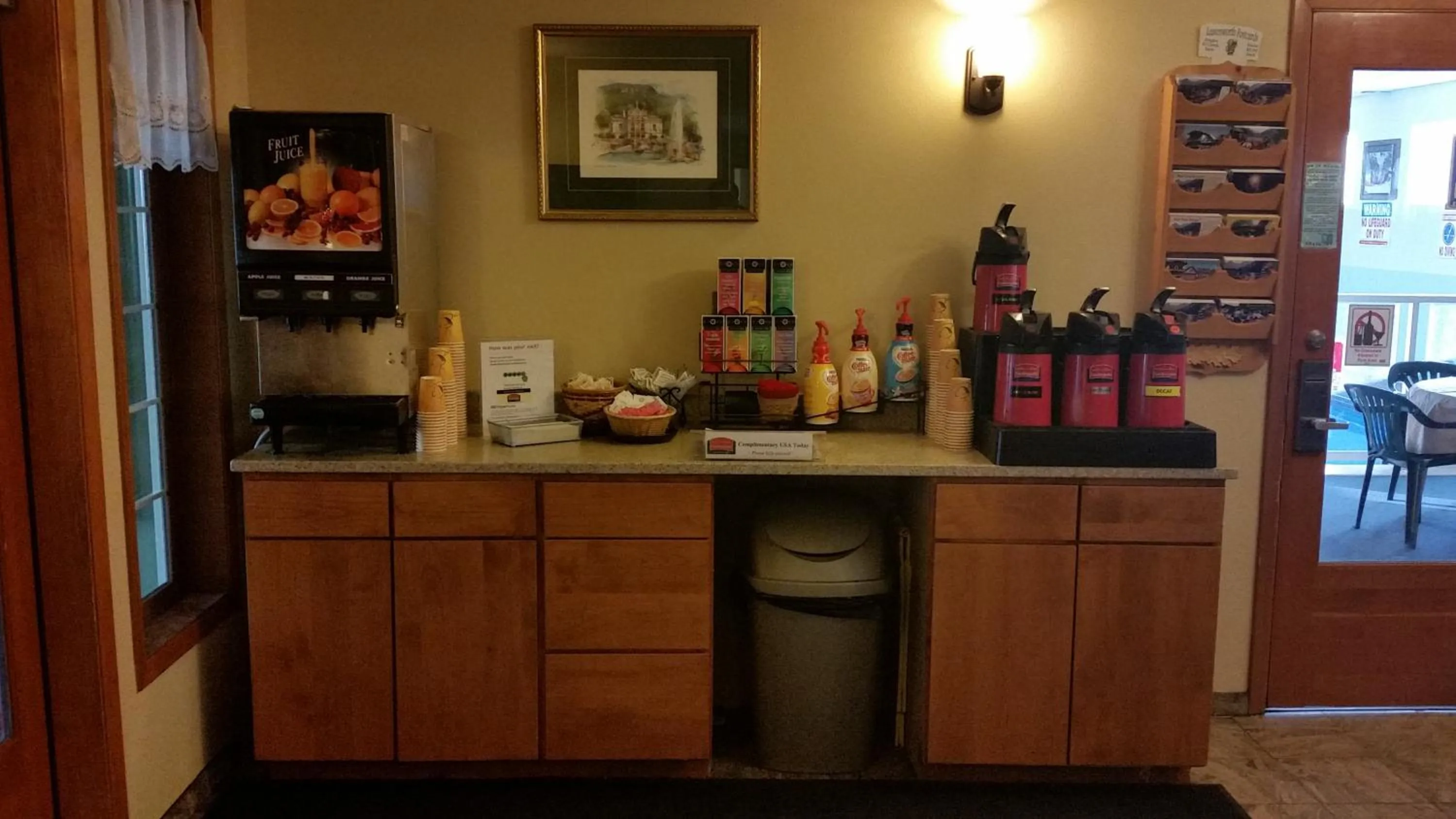 Coffee/tea facilities in FairBridge Inn & Suites Leavenworth