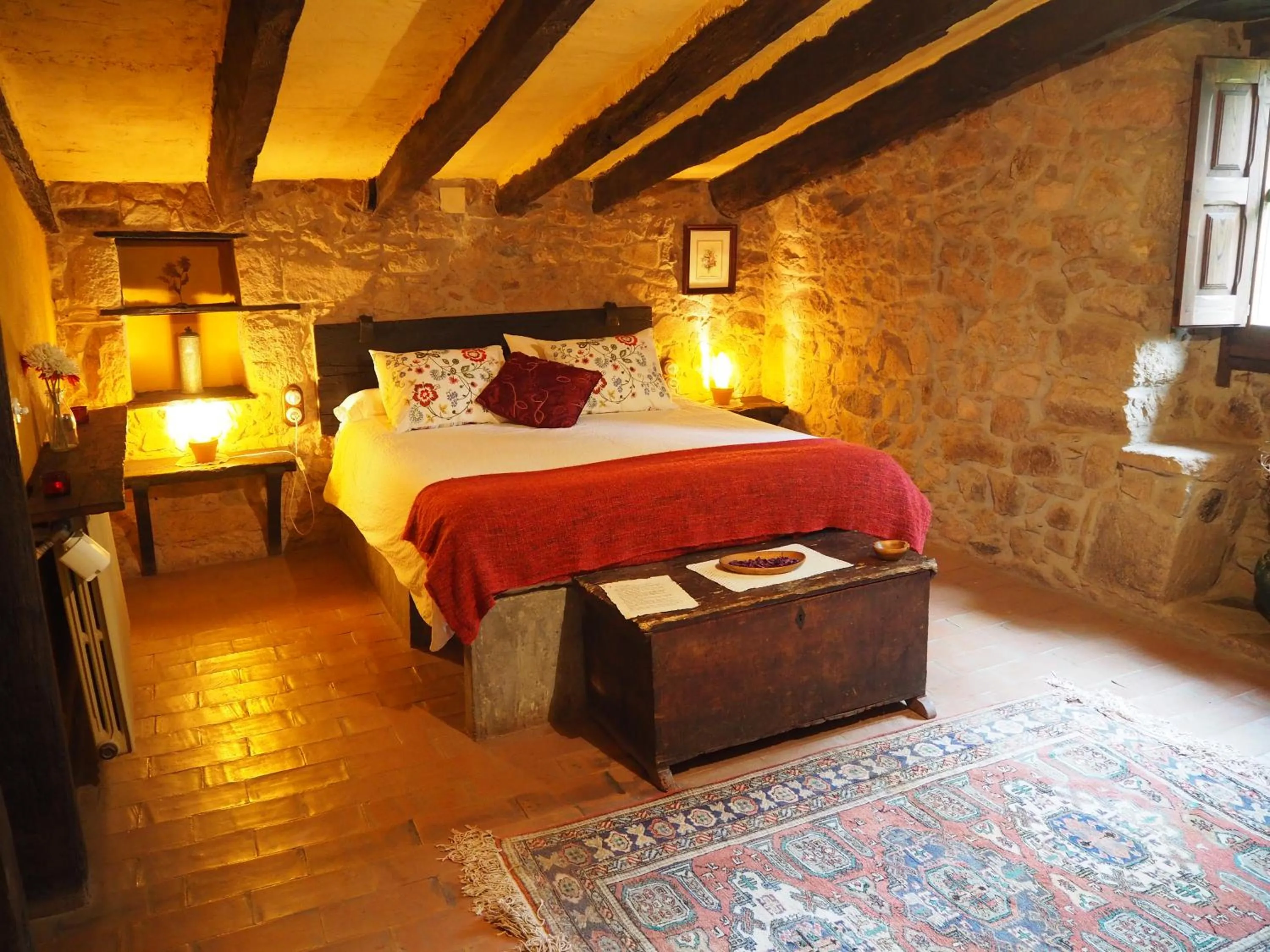 Deluxe Double Room with Bath in Mas Cal Sastre