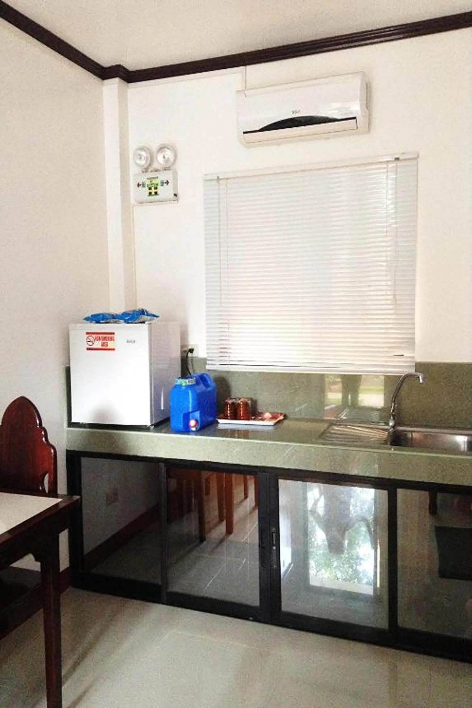 Kitchen or kitchenette in Citadel Bed and Breakfast