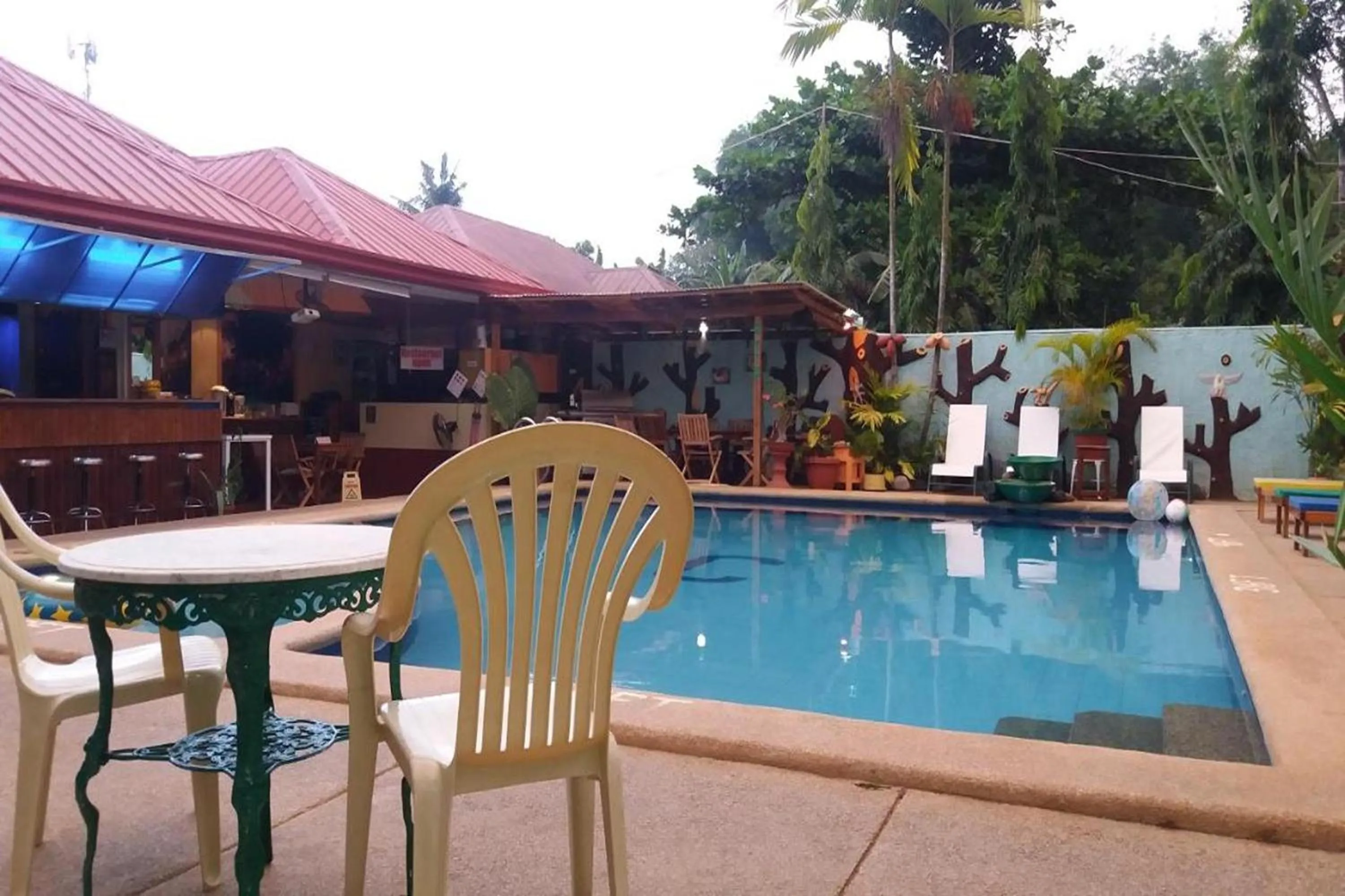 Swimming pool in Citadel Bed and Breakfast