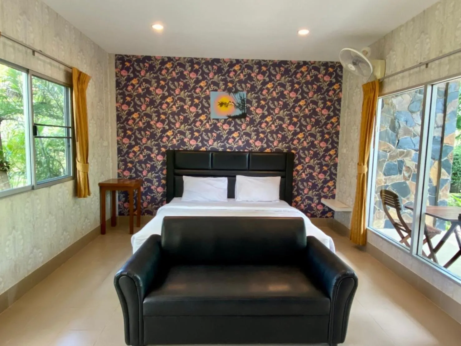 Bedroom, Bed in Canal Resort