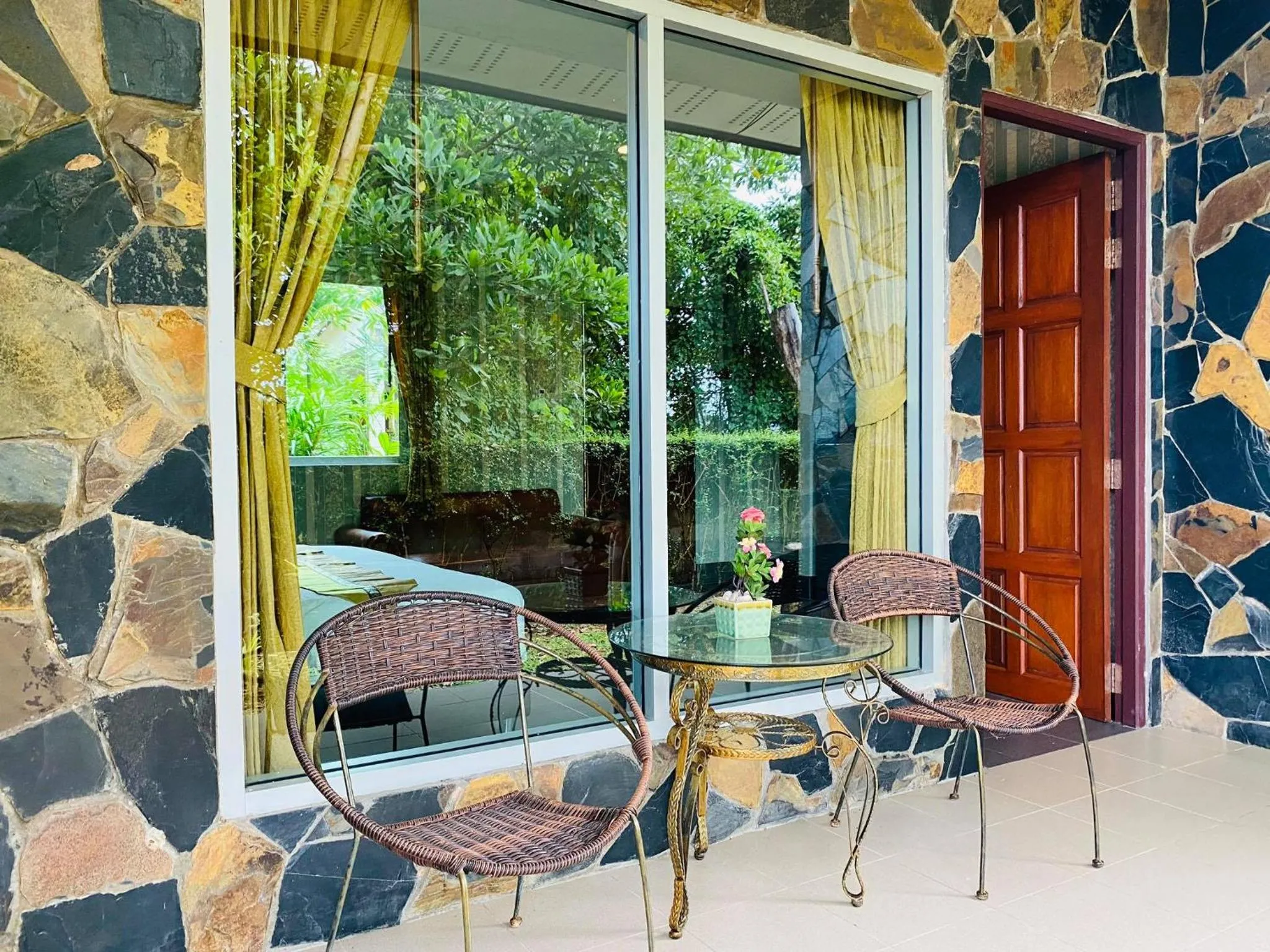 Balcony/Terrace in Canal Resort