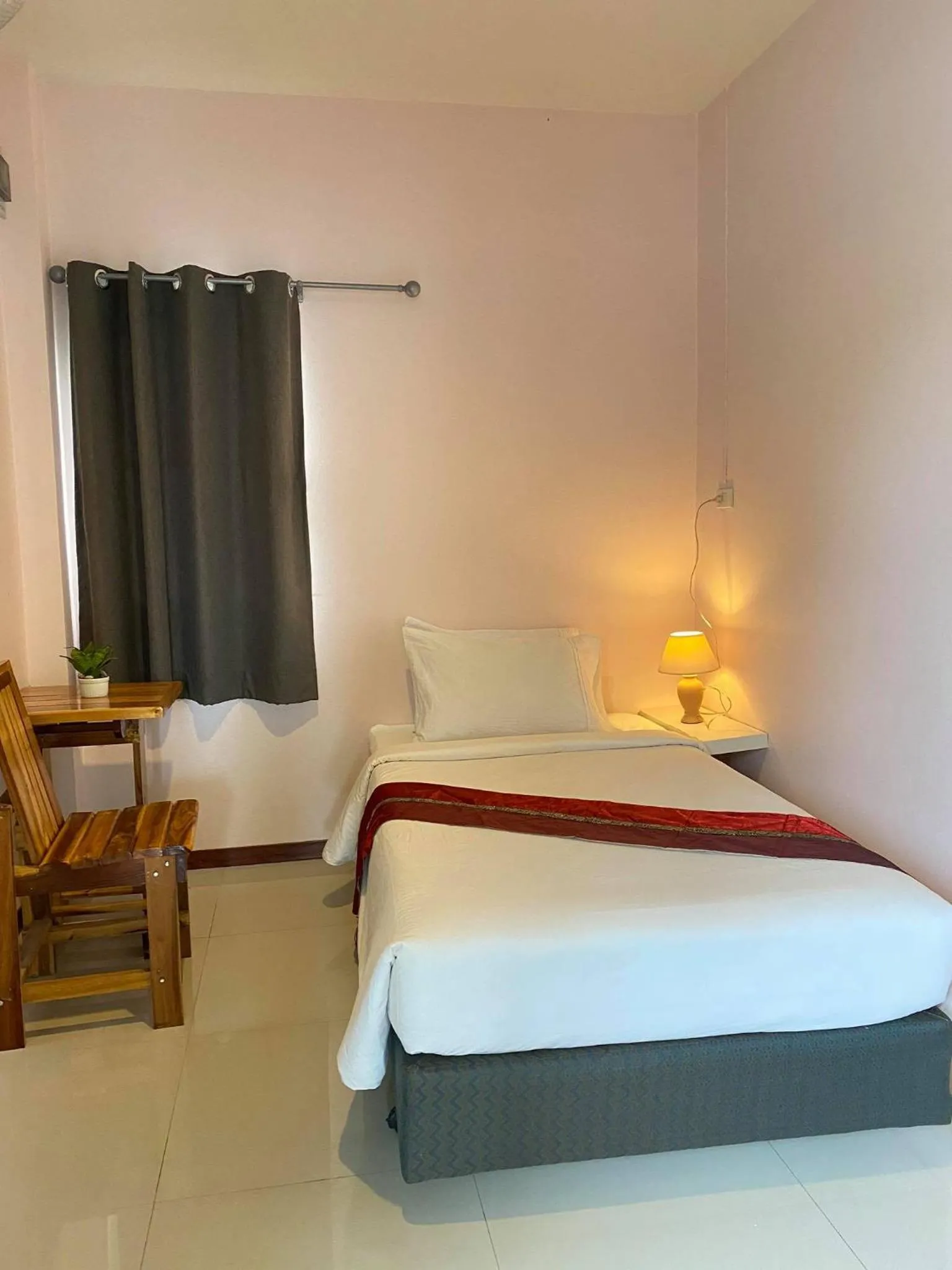 Bedroom, Bed in Canal Resort