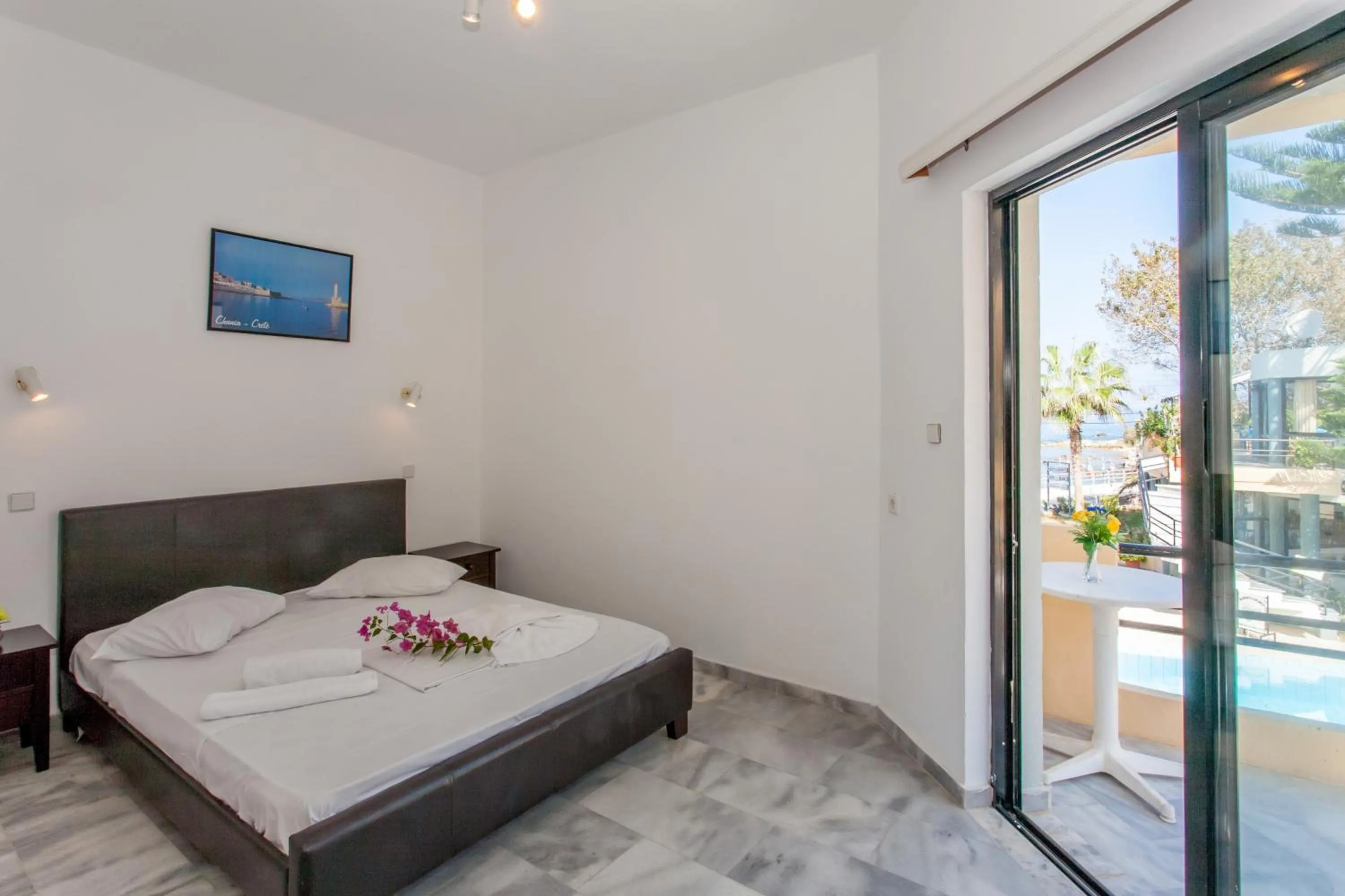 Photo of the whole room, Bed in Akasti Hotel