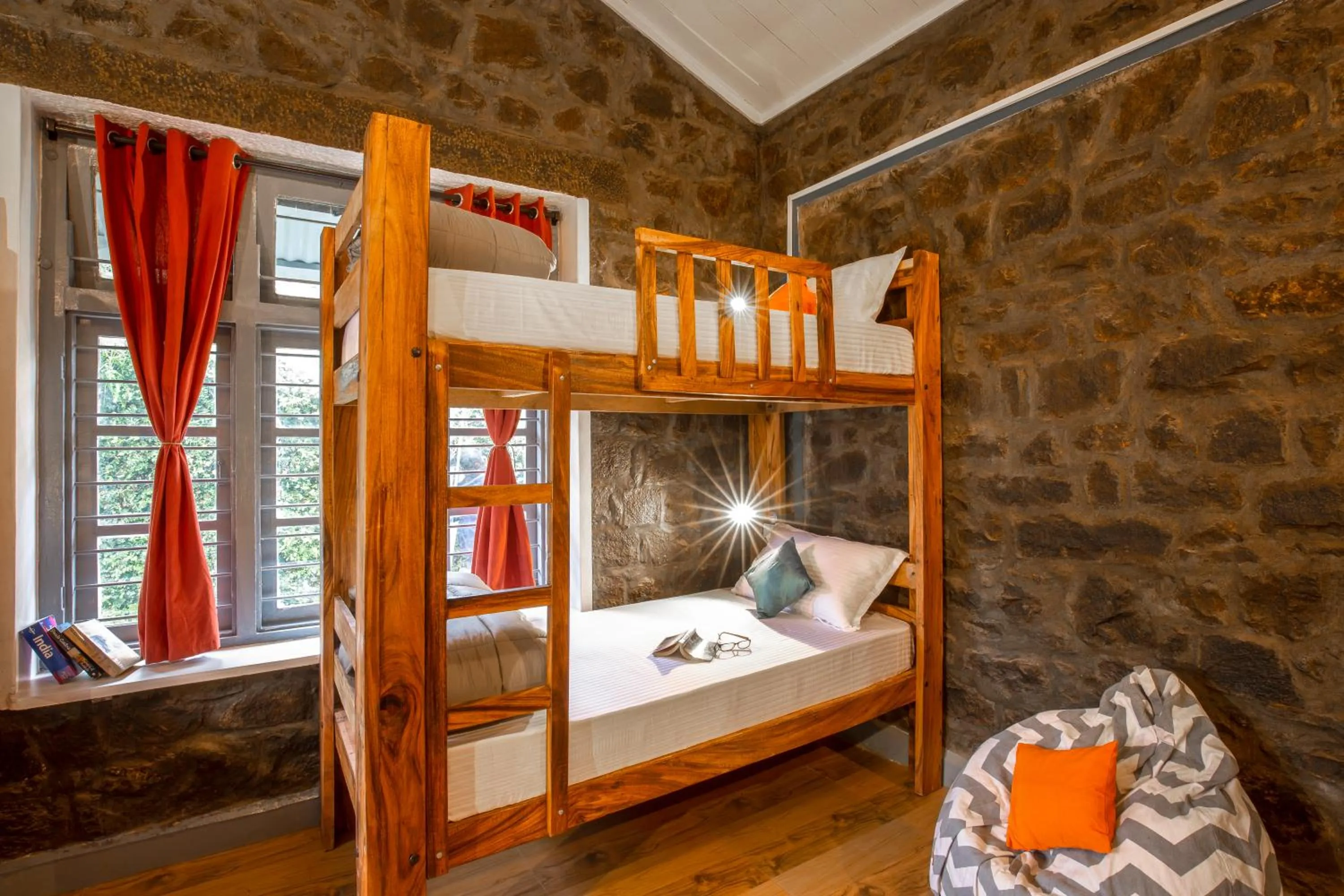 Bed in Zostel Kodaikanal