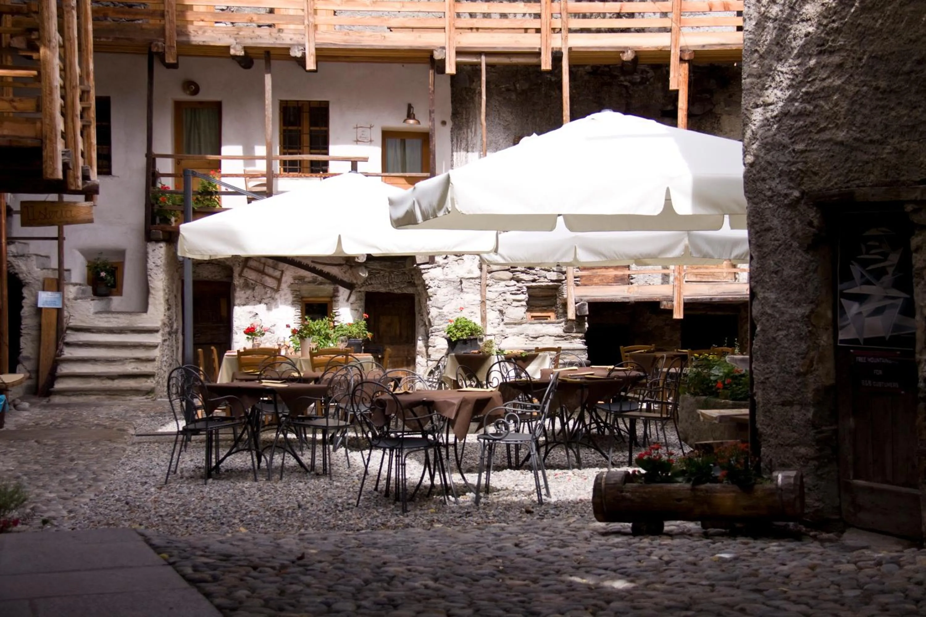 Restaurant/places to eat in Contrada Beltramelli