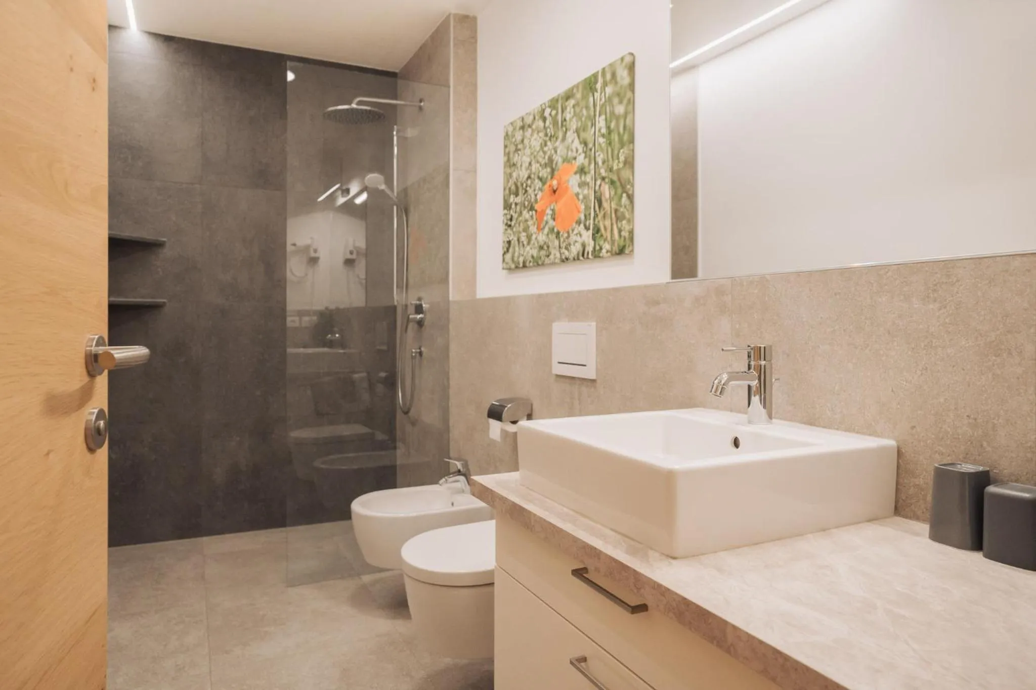 Bathroom in Residence Karpoforus