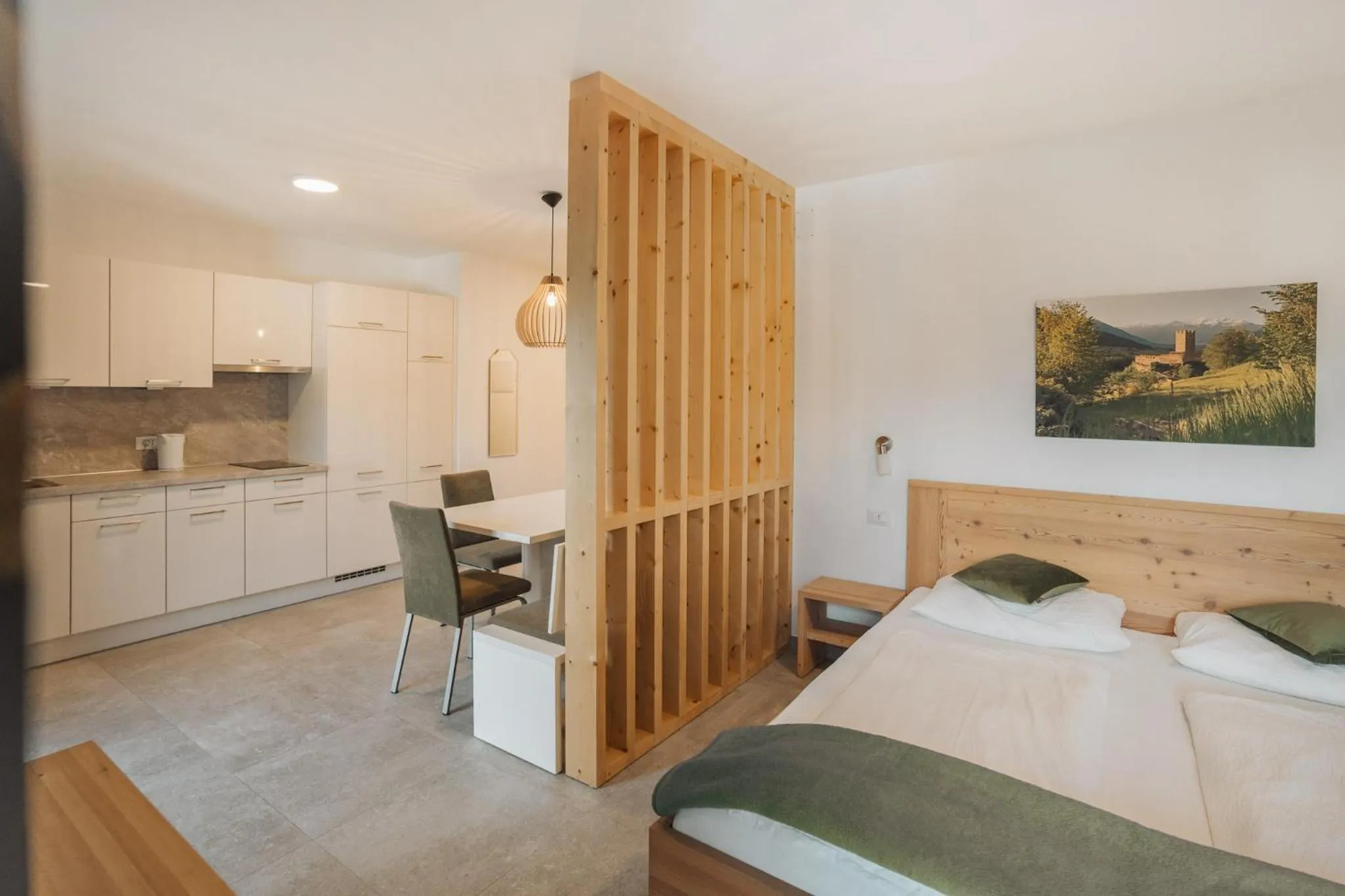 Living room, Bed in Residence Karpoforus