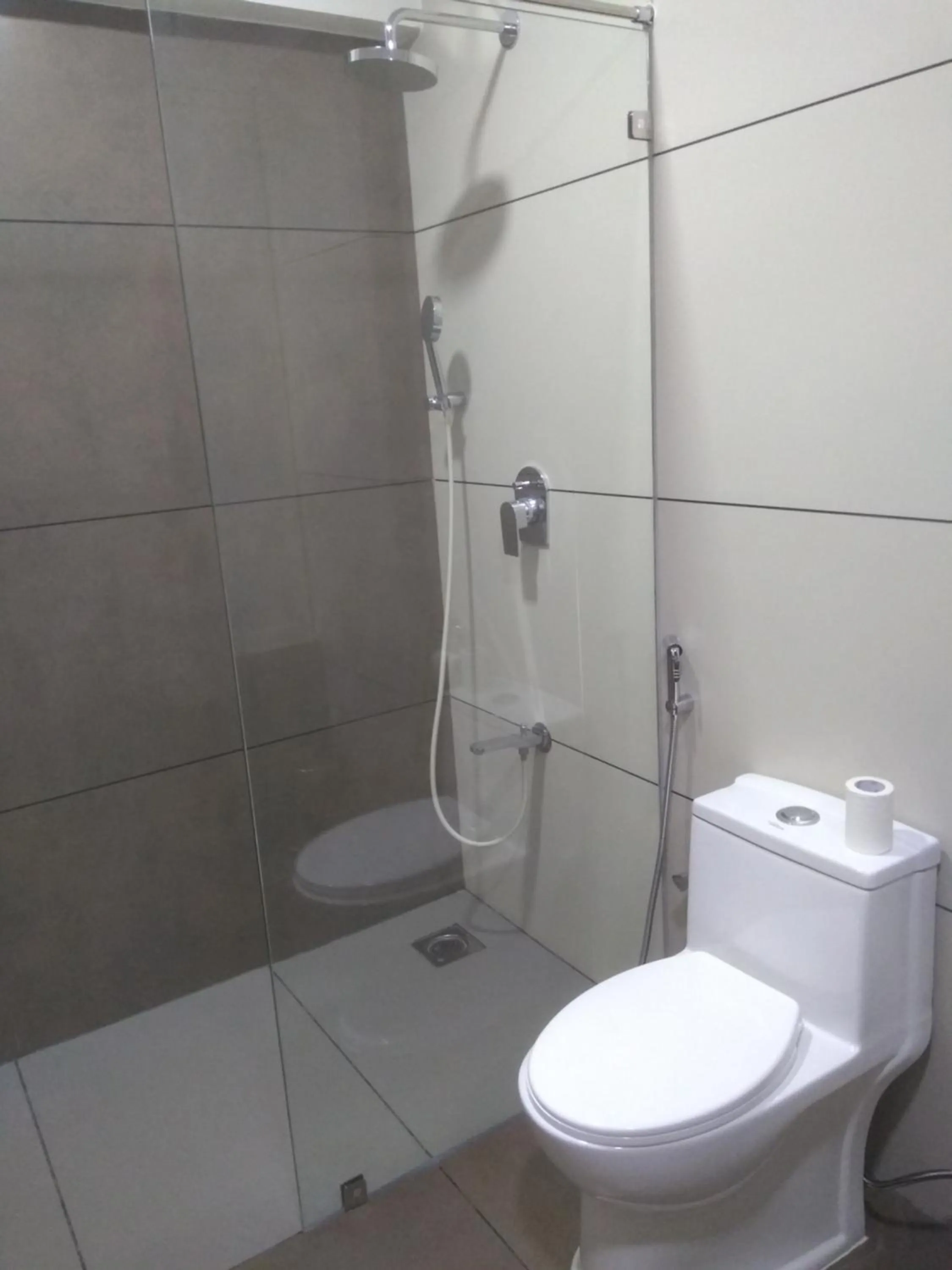 Bathroom in Grand Plaza