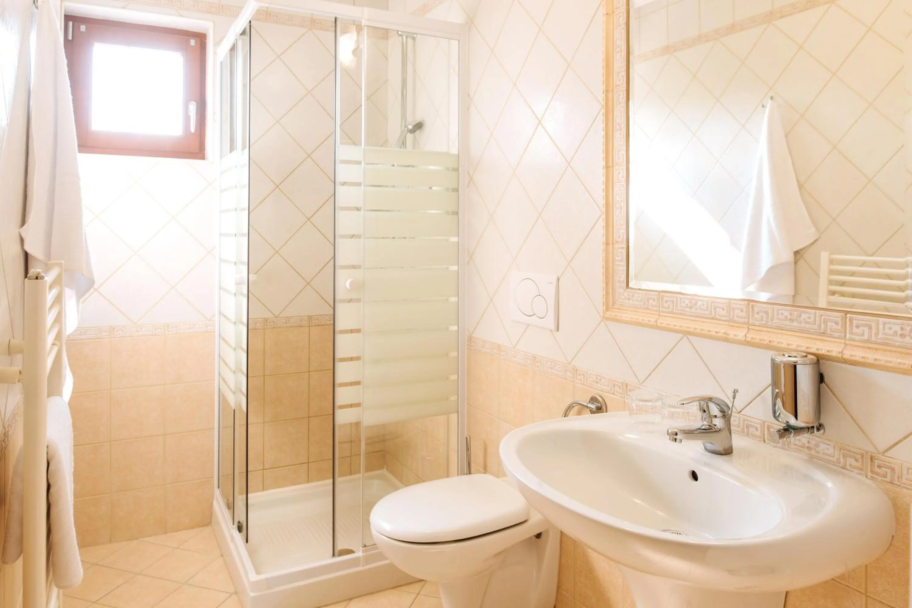 Shower in Rooms Reaktiv
