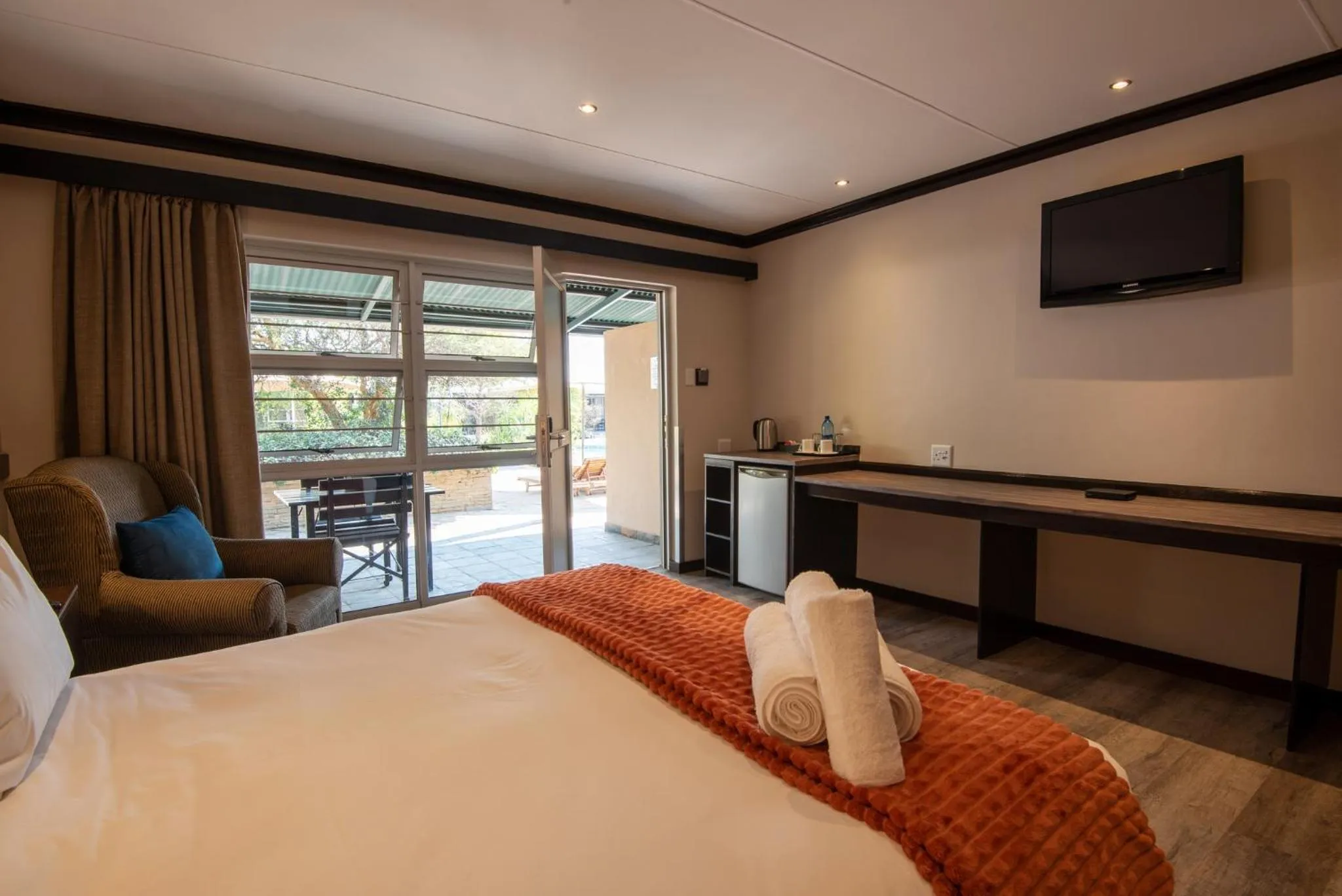 Bed in Arebbusch Travel Lodge