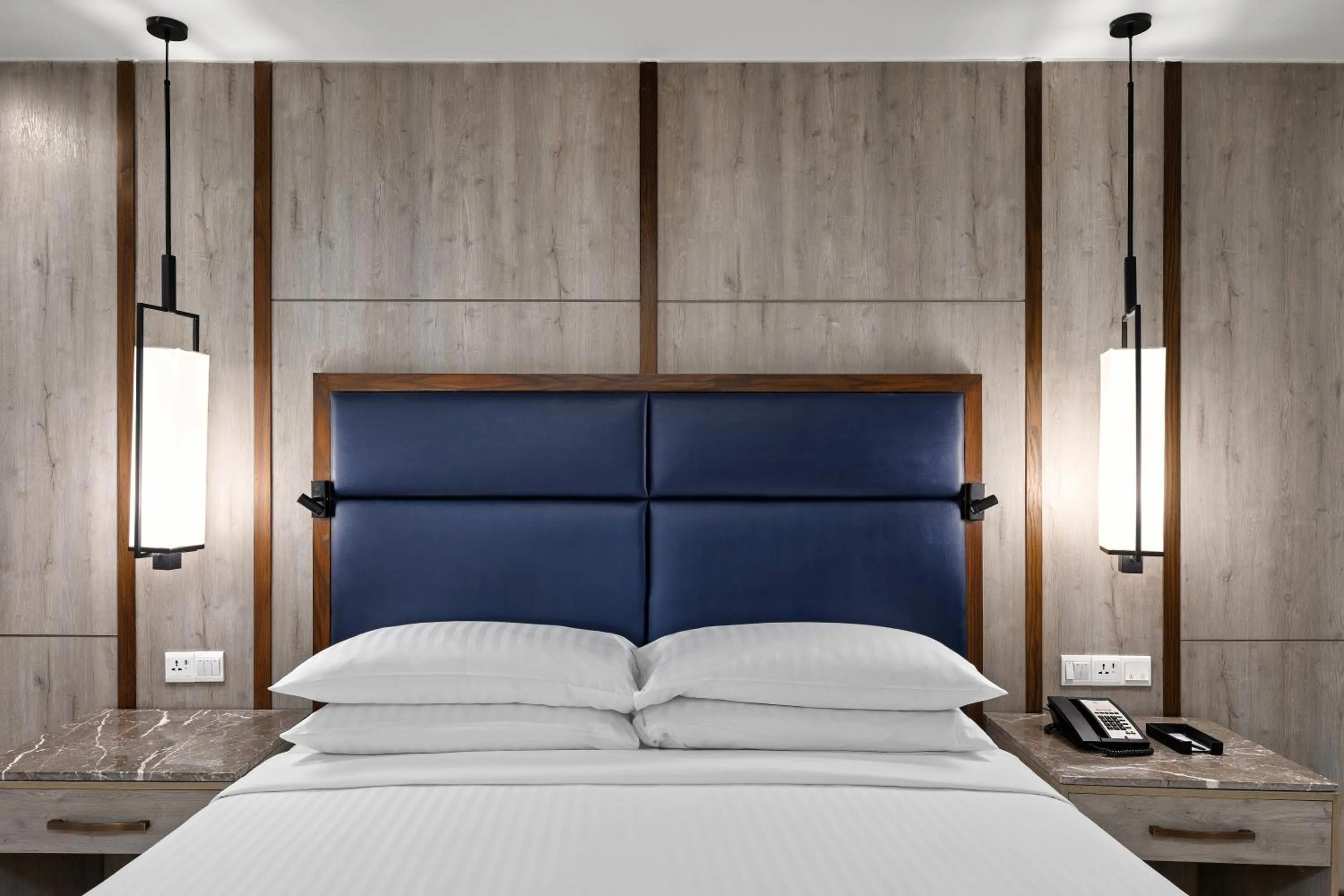 Bed in Karachi Marriott Hotel