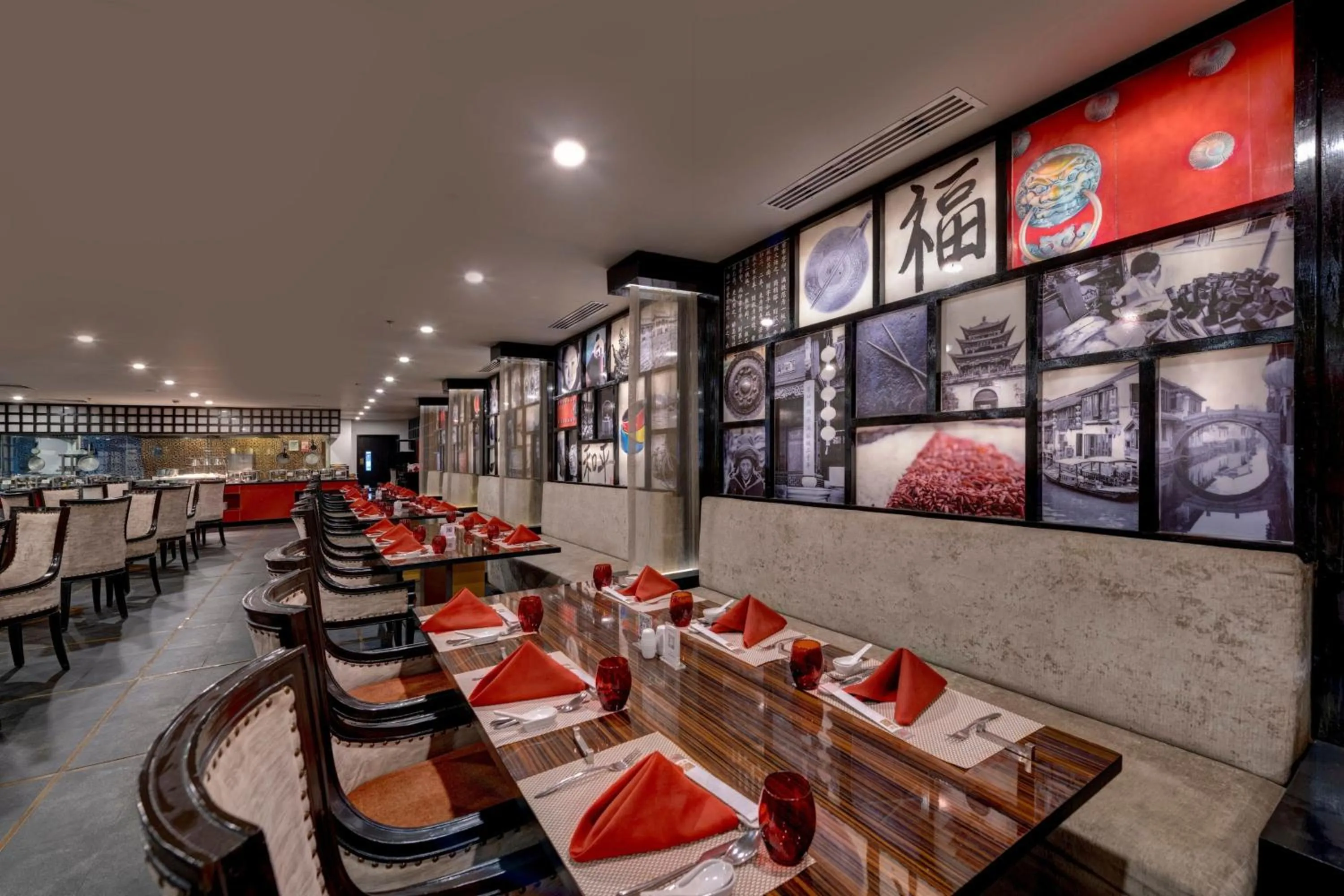 Restaurant/places to eat in Karachi Marriott Hotel