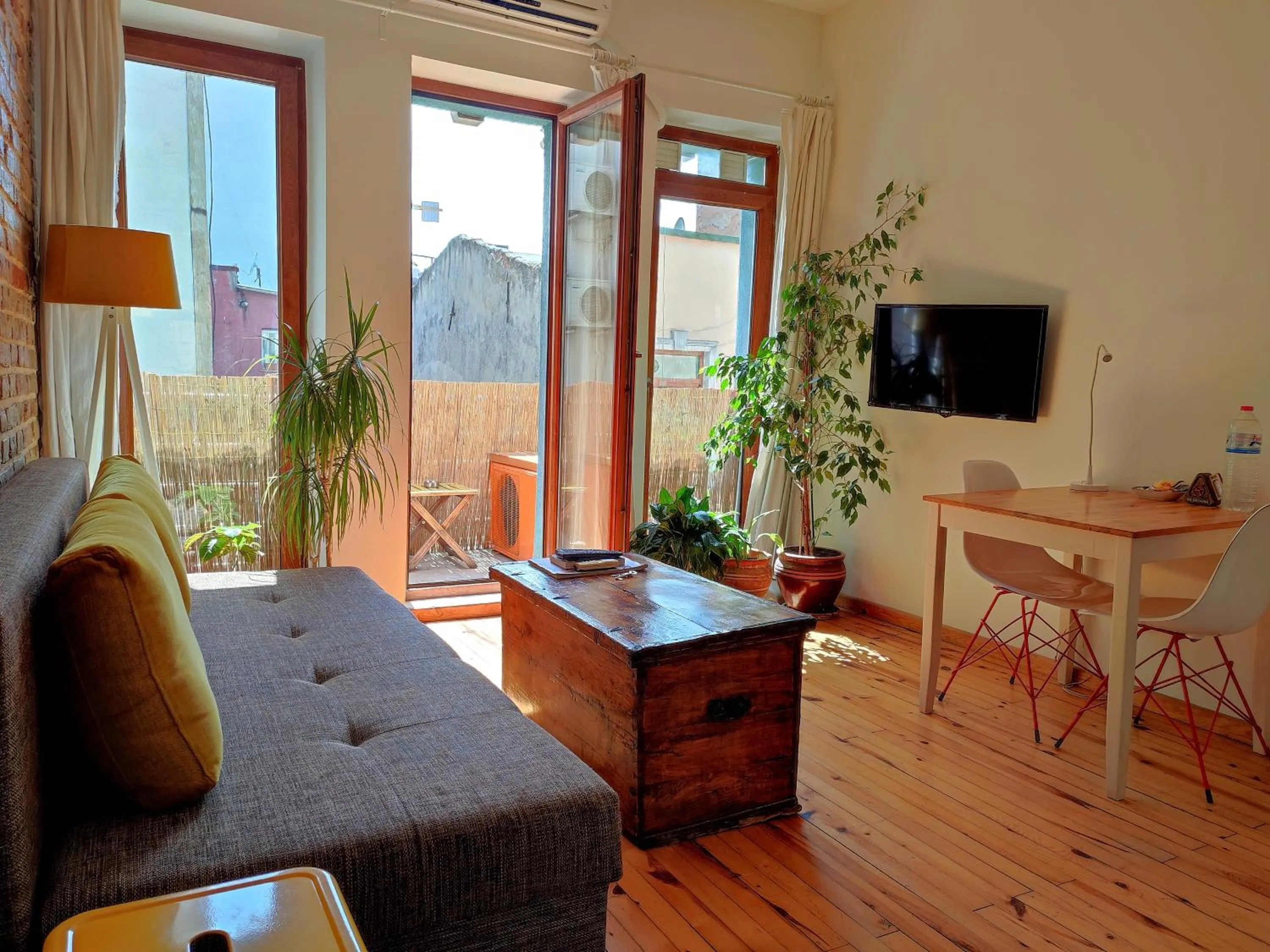 Living room in Kunterbunt Istanbul