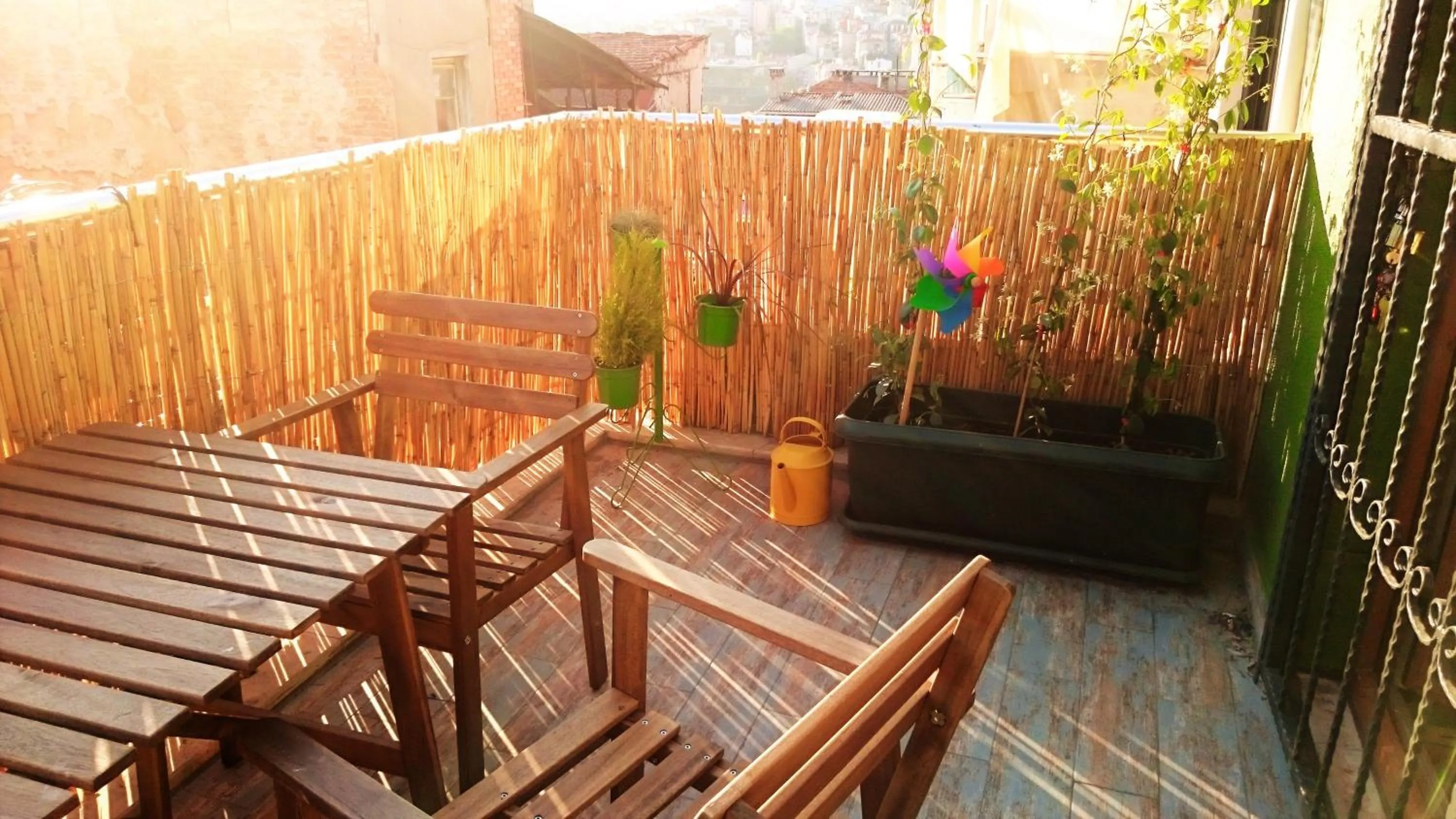 Balcony/Terrace in Kunterbunt Istanbul