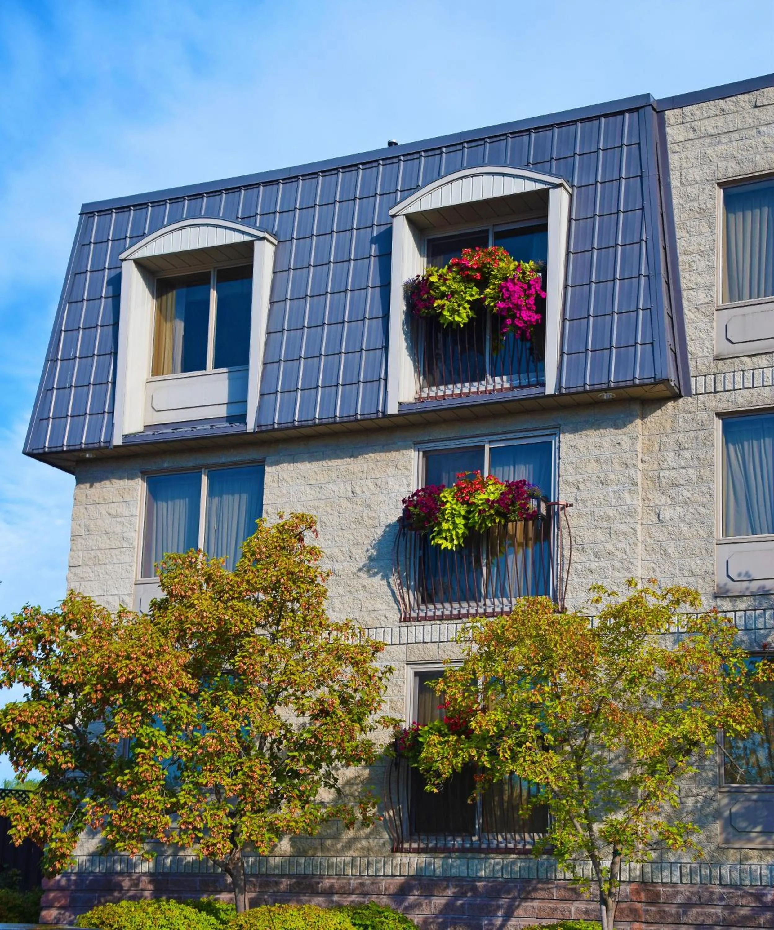 Day in Stone Gate Inn