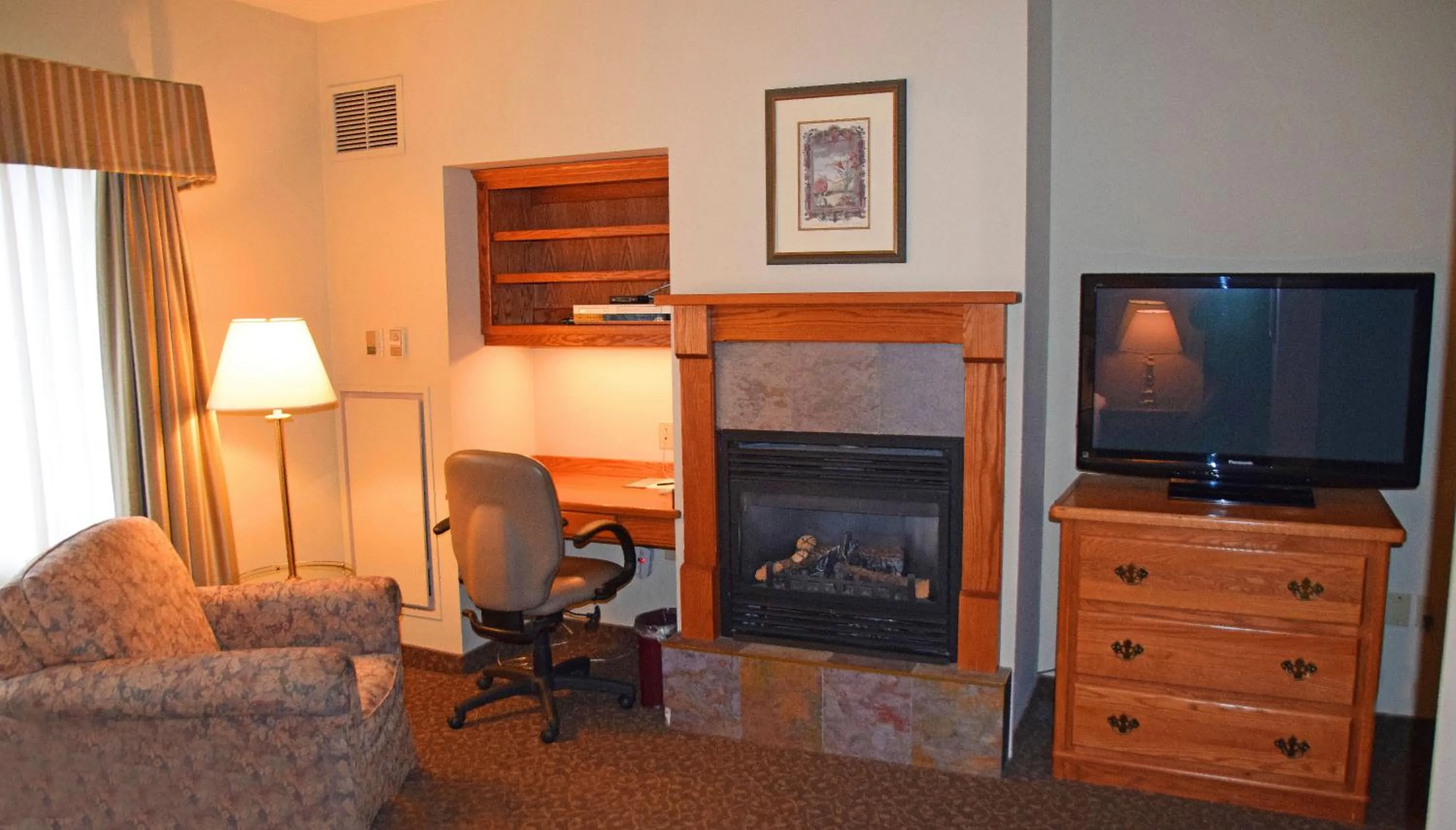 TV and multimedia in Stone Gate Inn