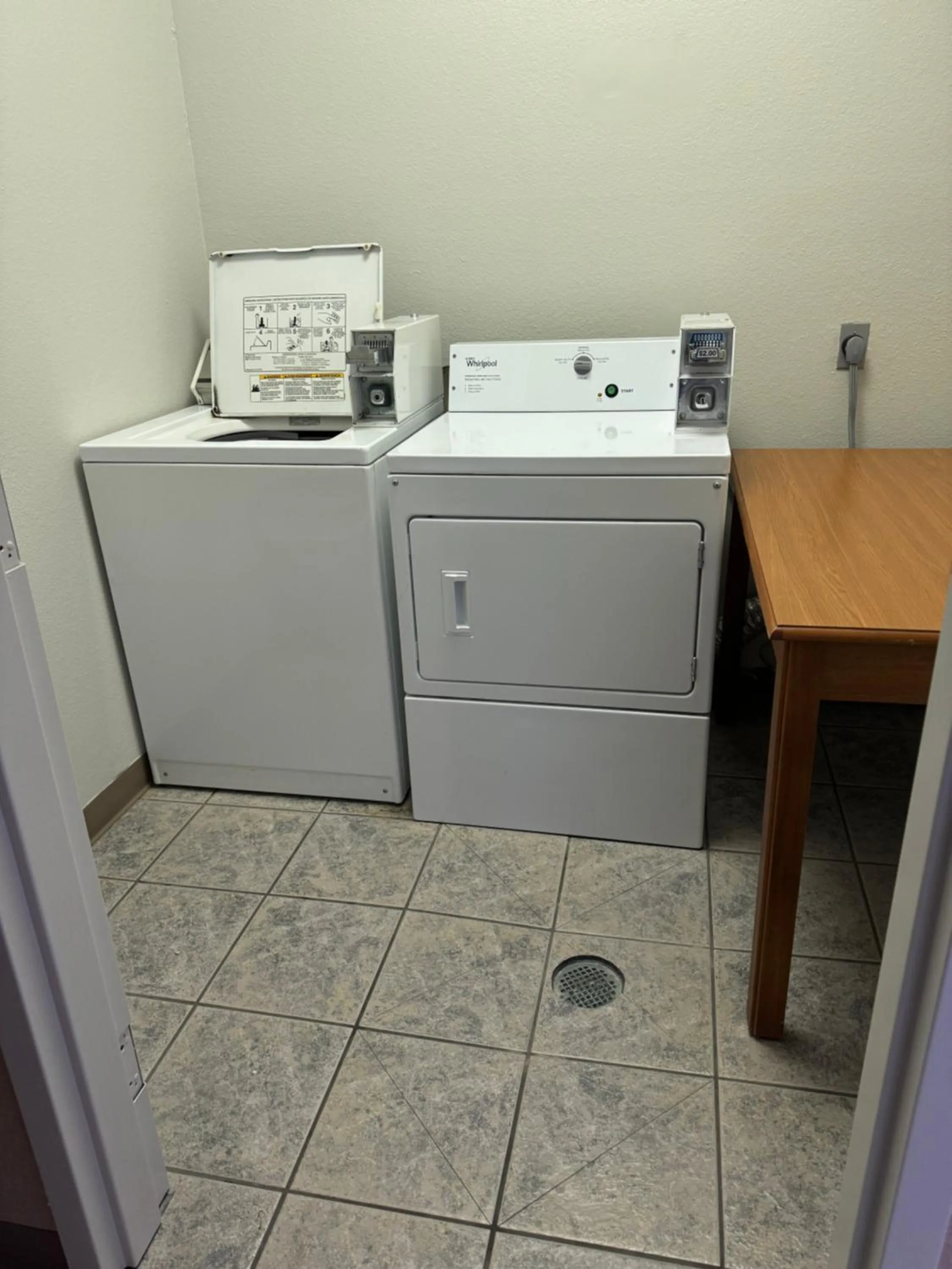 laundry in Comfort Inn Huntington near University area