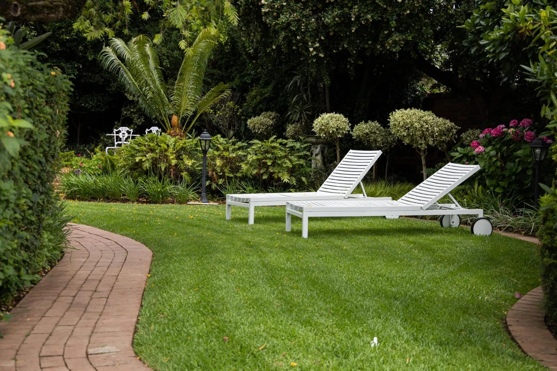 Garden in Cape Village Lodge