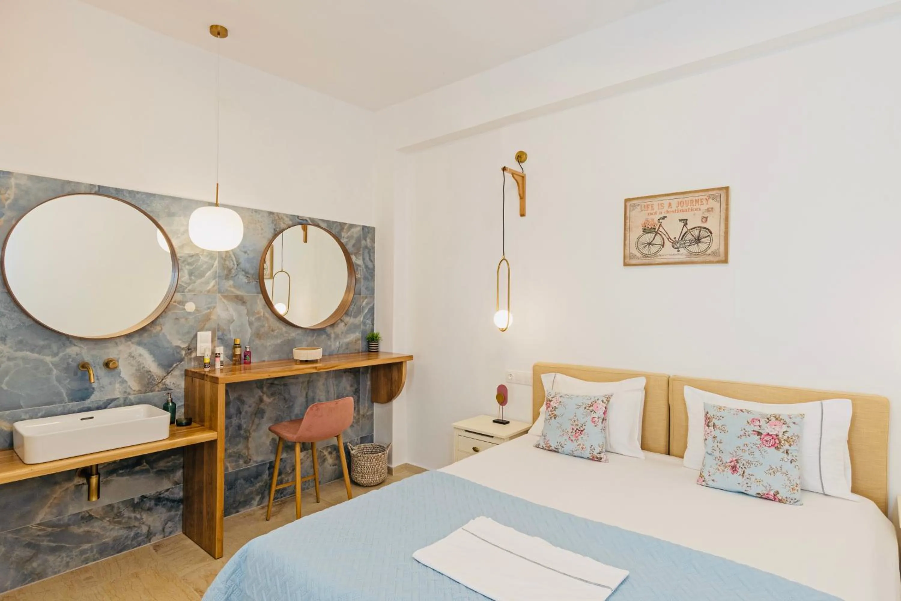 Bed in Gerani Studios