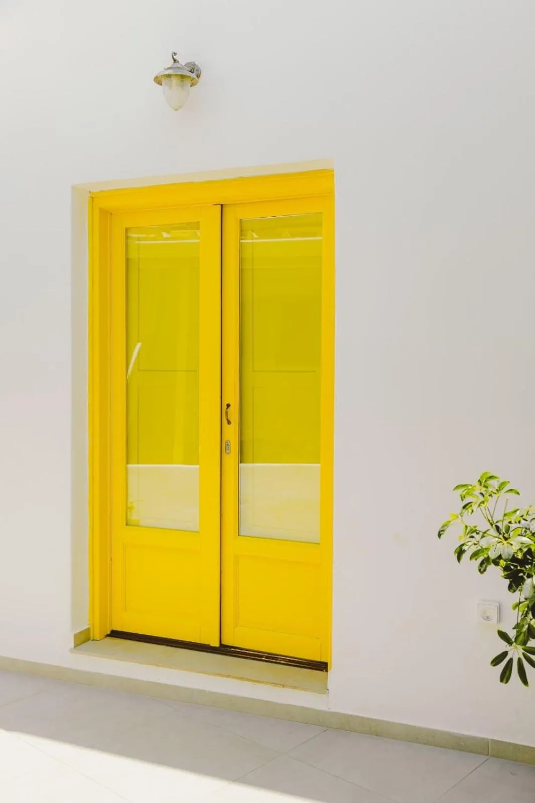 Property building in Gerani Studios