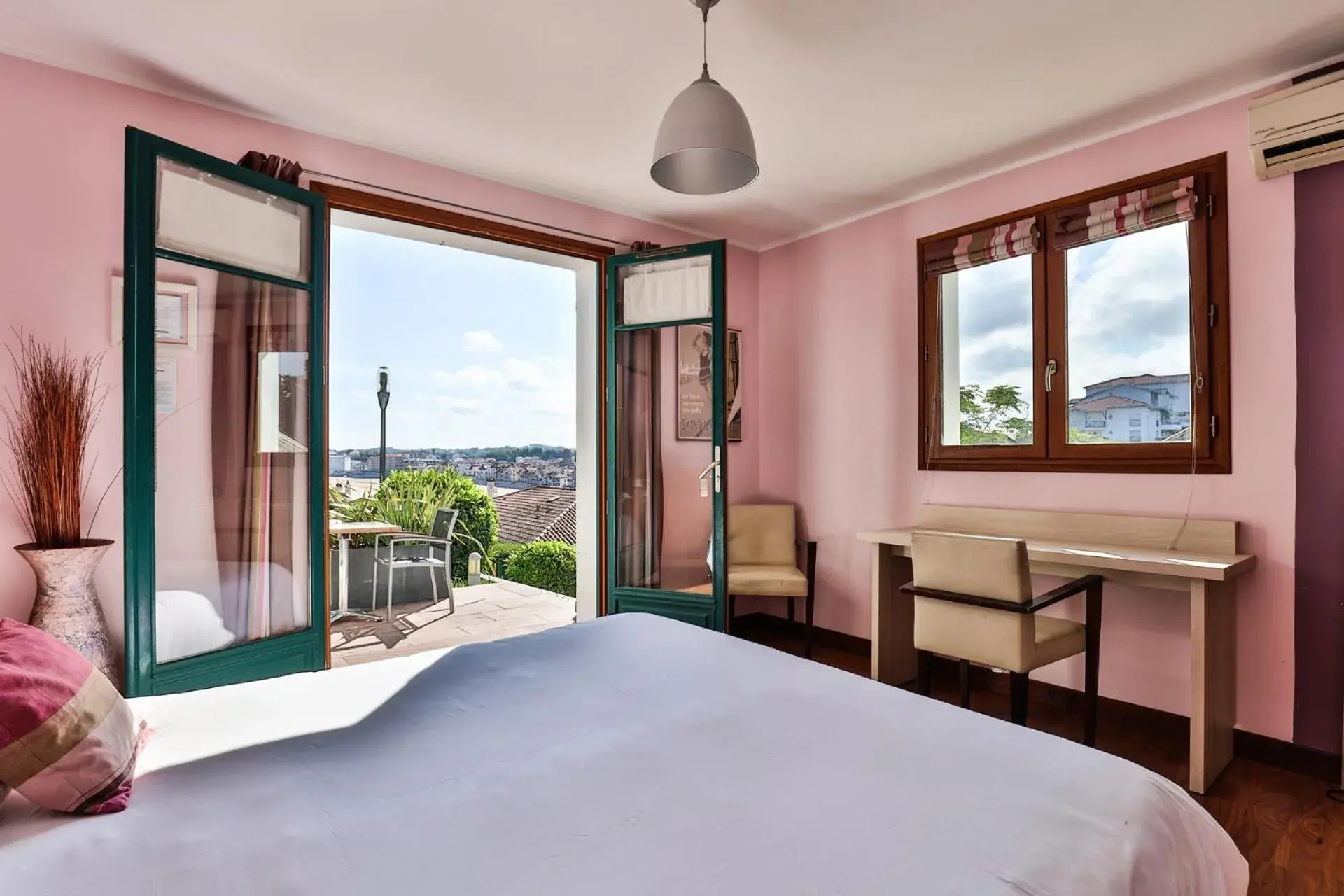 Double Room with Terrace - Port View in Hotel Agur Deneri Double Room with Terrace - Port View in Hotel Agur Deneri