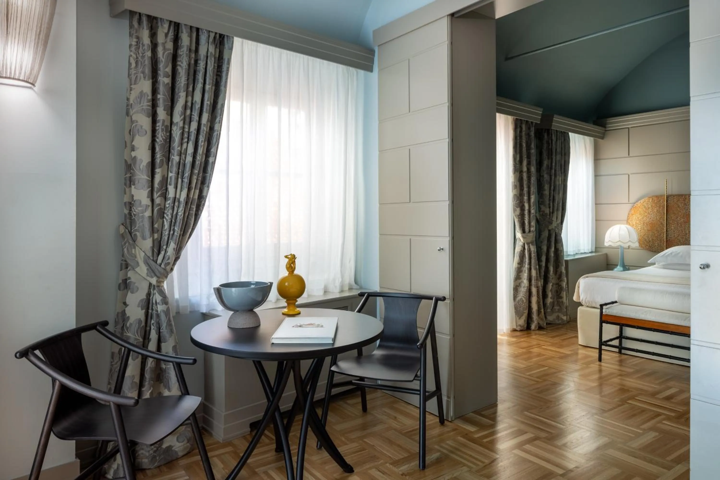 Bedroom, Bed in Hotel Number Nine