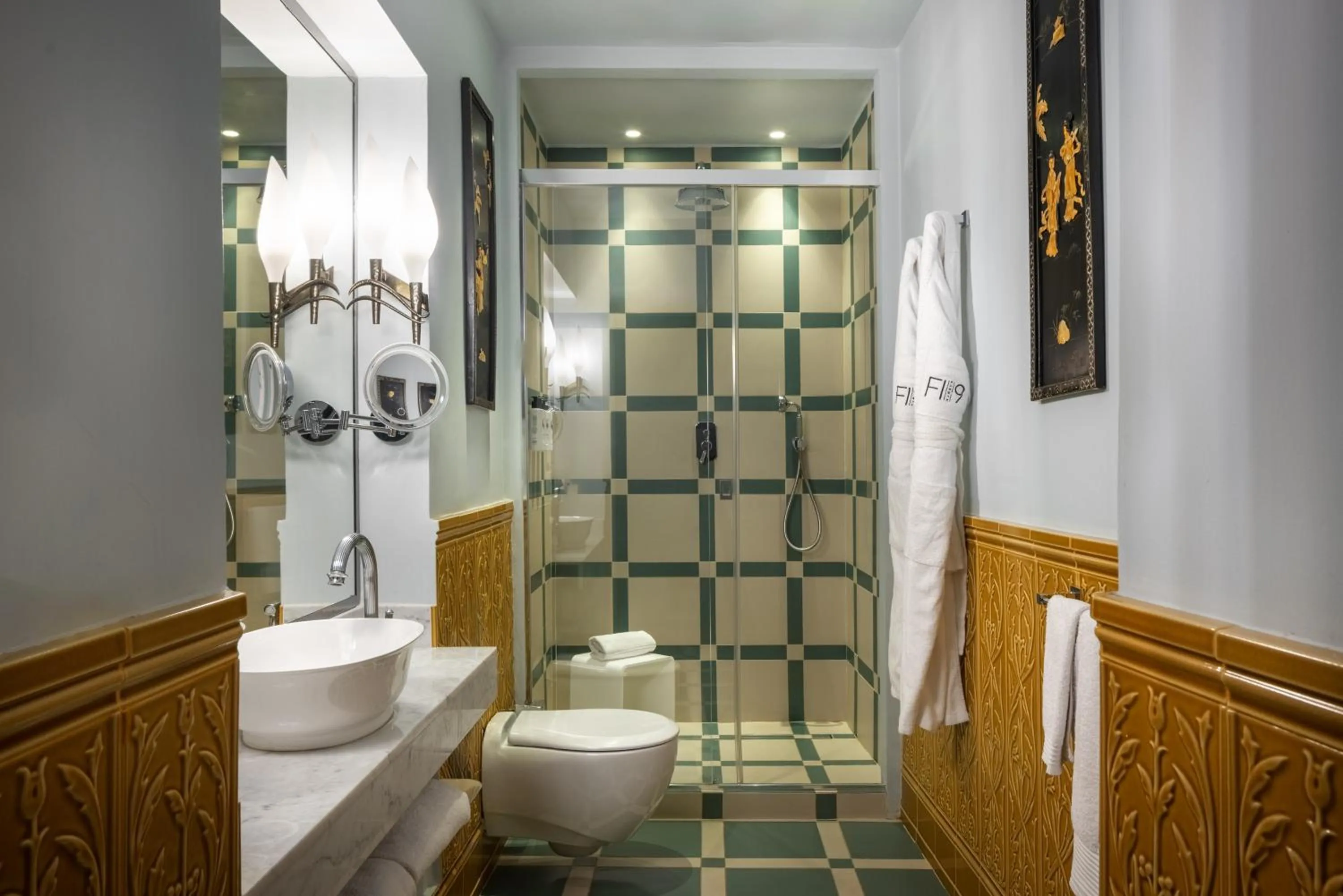 Bathroom in Hotel Number Nine