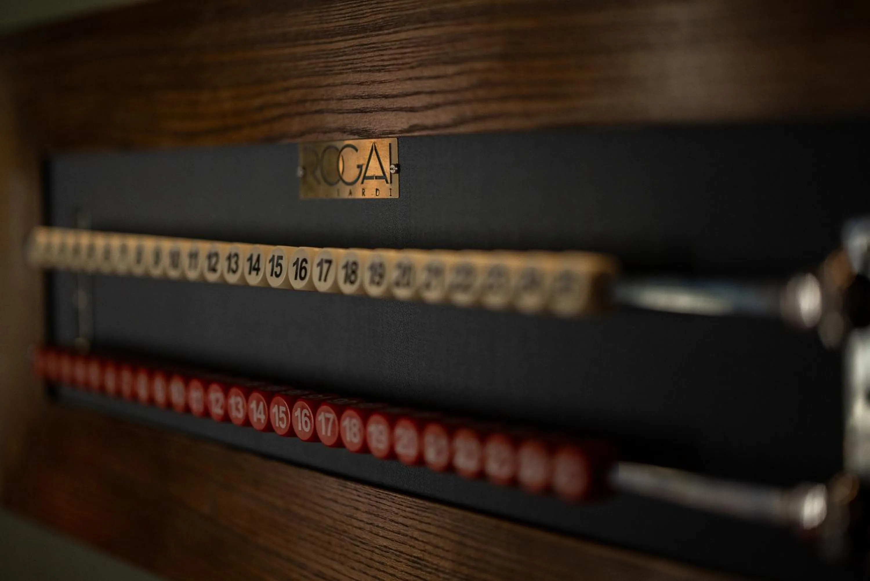 Billiard in Hotel Number Nine