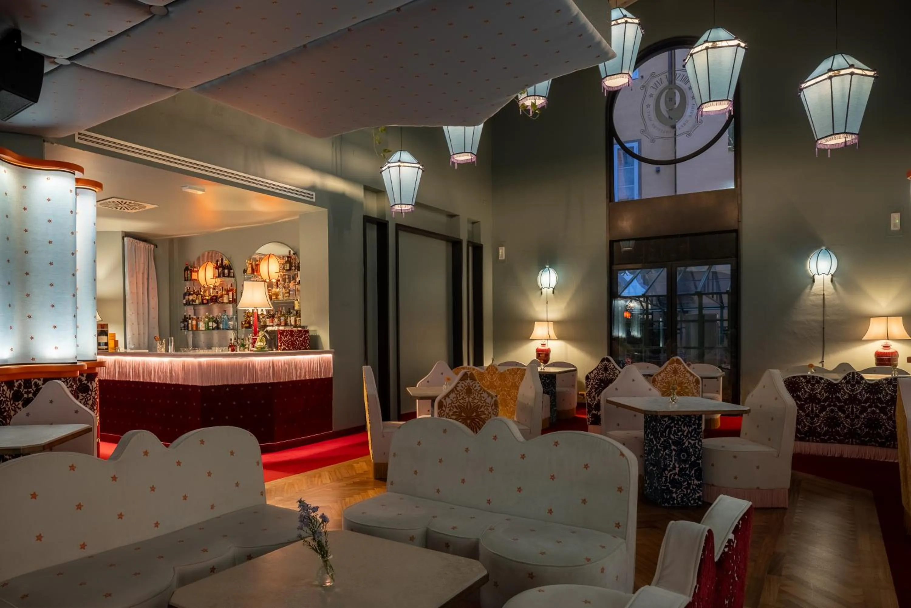 Evening entertainment, Bed in Hotel Number Nine