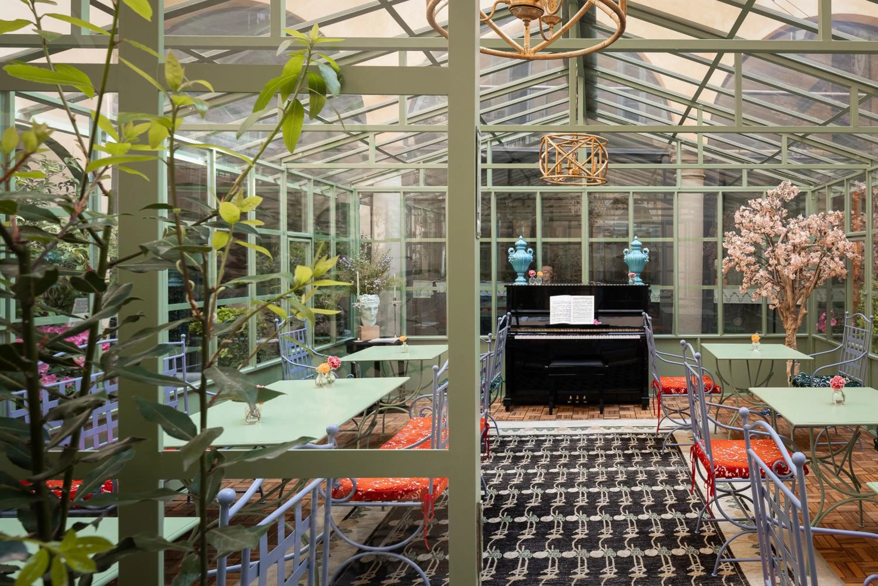 Dining area in Hotel Number Nine
