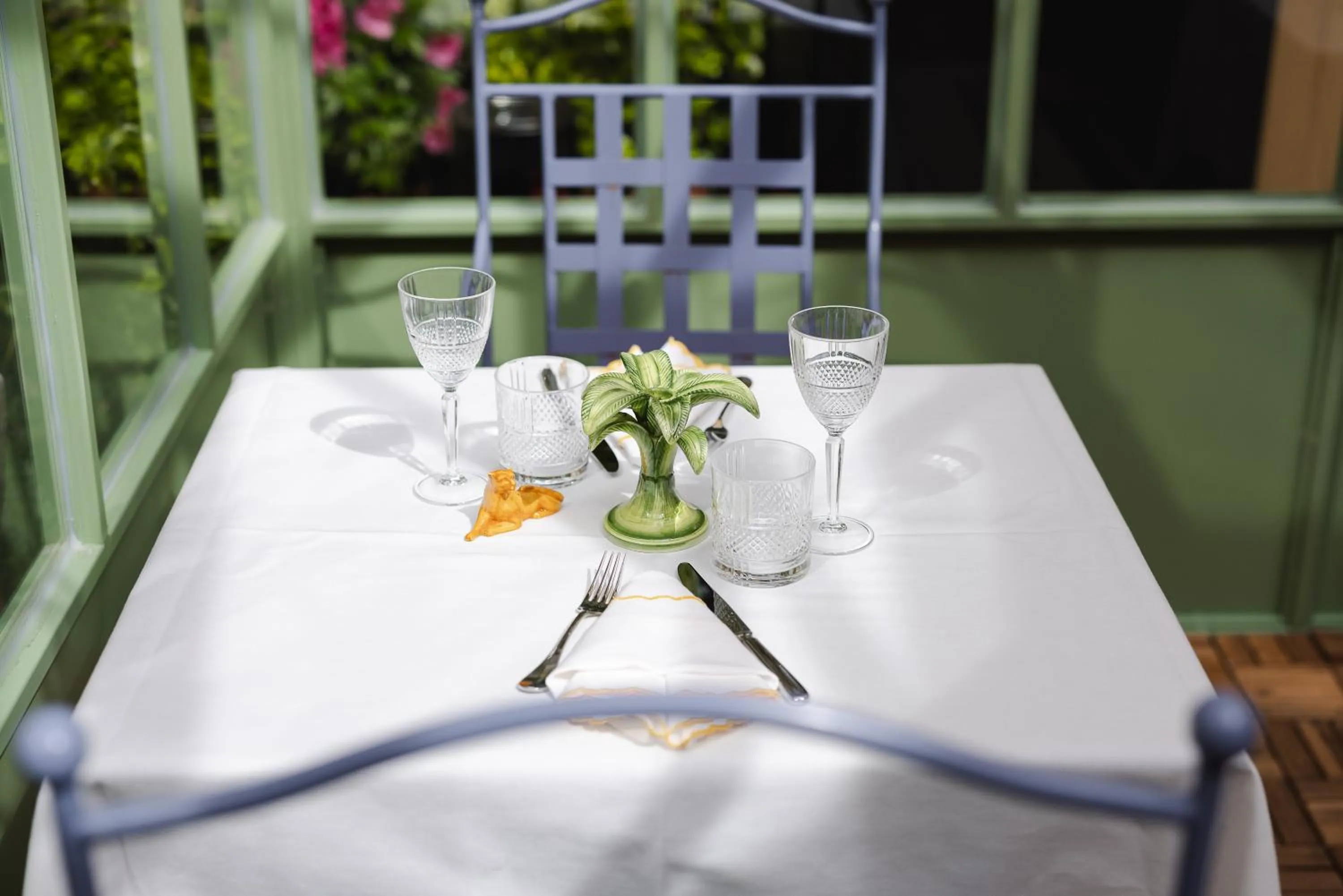 Dining area in Hotel Number Nine