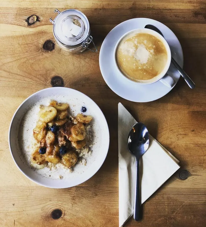 Breakfast in Watergate YARD