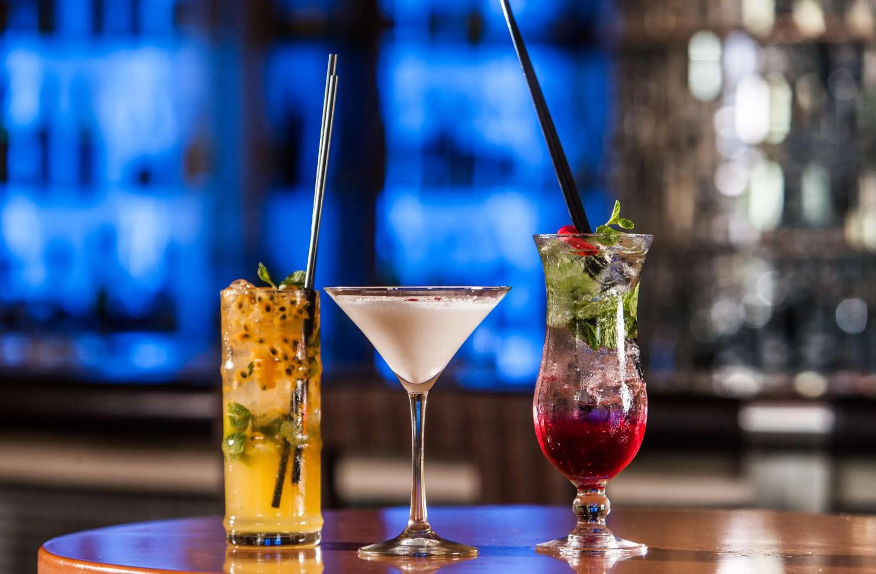 Restaurant/places to eat in Suncoast Hotel & Towers