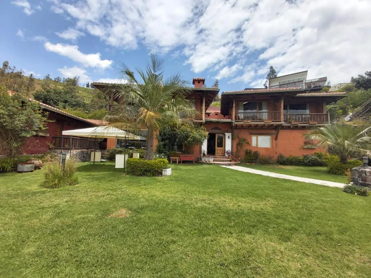 Garden in Ilatoa Lodge
