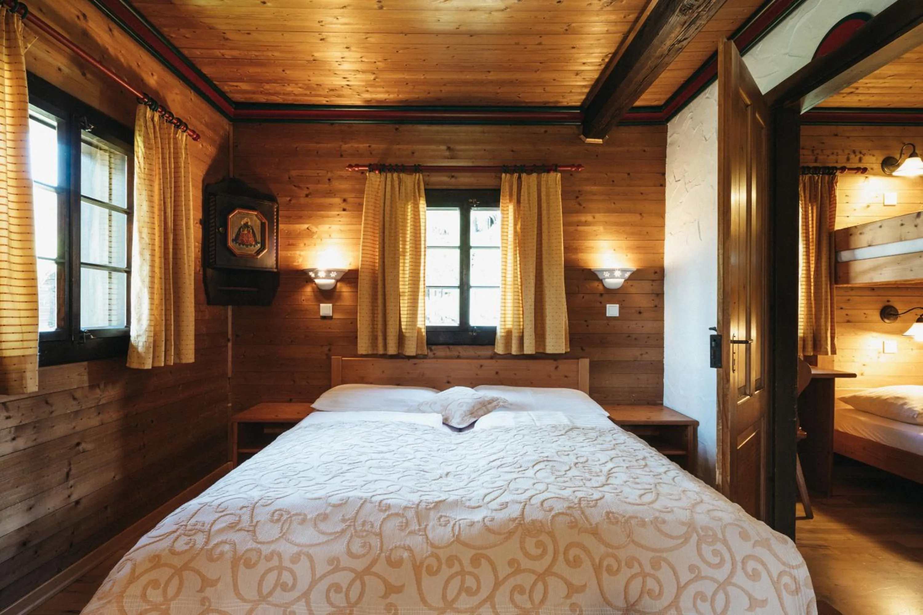 Bed in Naturel Hoteldorf Seeleitn